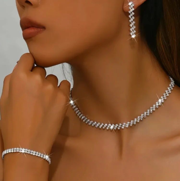 Zirkon Taşlı Gelin Düğün Ve Davet Seti (Kolye, Küpe, Bileklik)