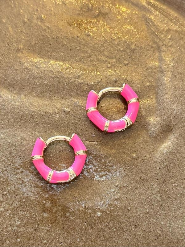 Pembe Mineli Rose Detaylı Şık Yazlık Halka Küpe Kadın Küpe 1,3 cm