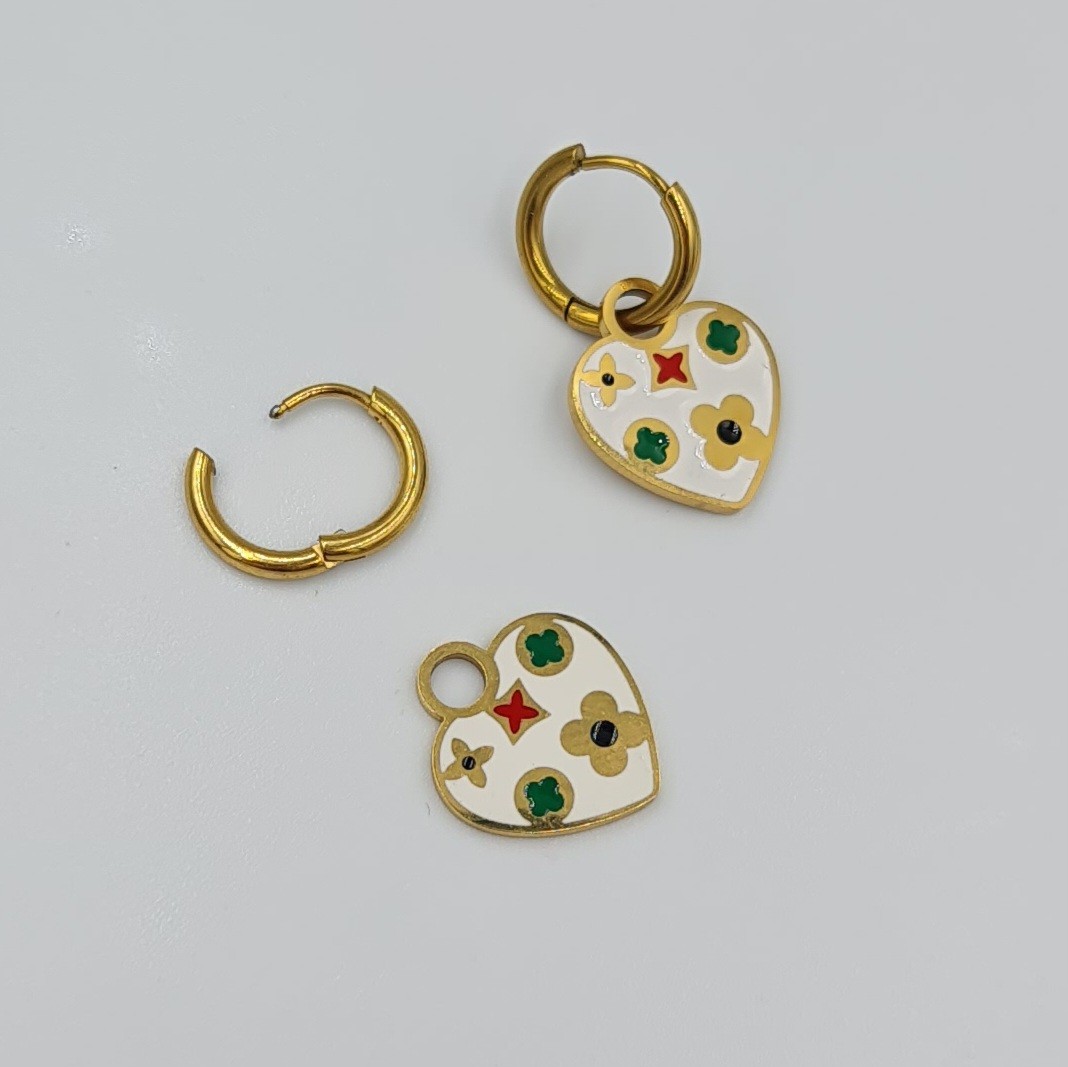 Renkli Mineli Kalp Figürlü Gold Halka Küpe – Çelik, 2.9 cm, Kararmaz, Sallantılı
