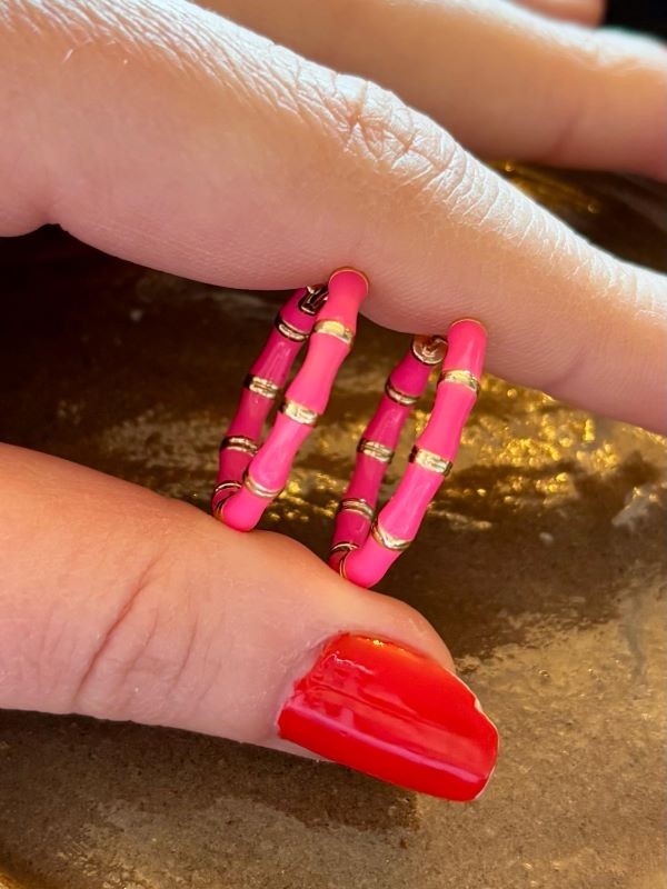 Pembe Mineli Rose Detaylı Şık Yazlık Halka Küpe Kadın Küpe 2,5 cm