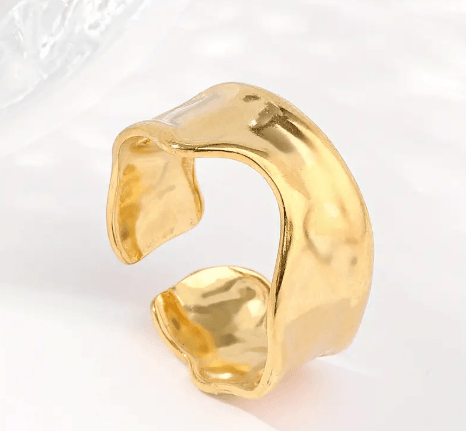 Kadın Gold Dalga Formlu Ayarlanabilir Yüzük – Modern ve Minimalist Stil