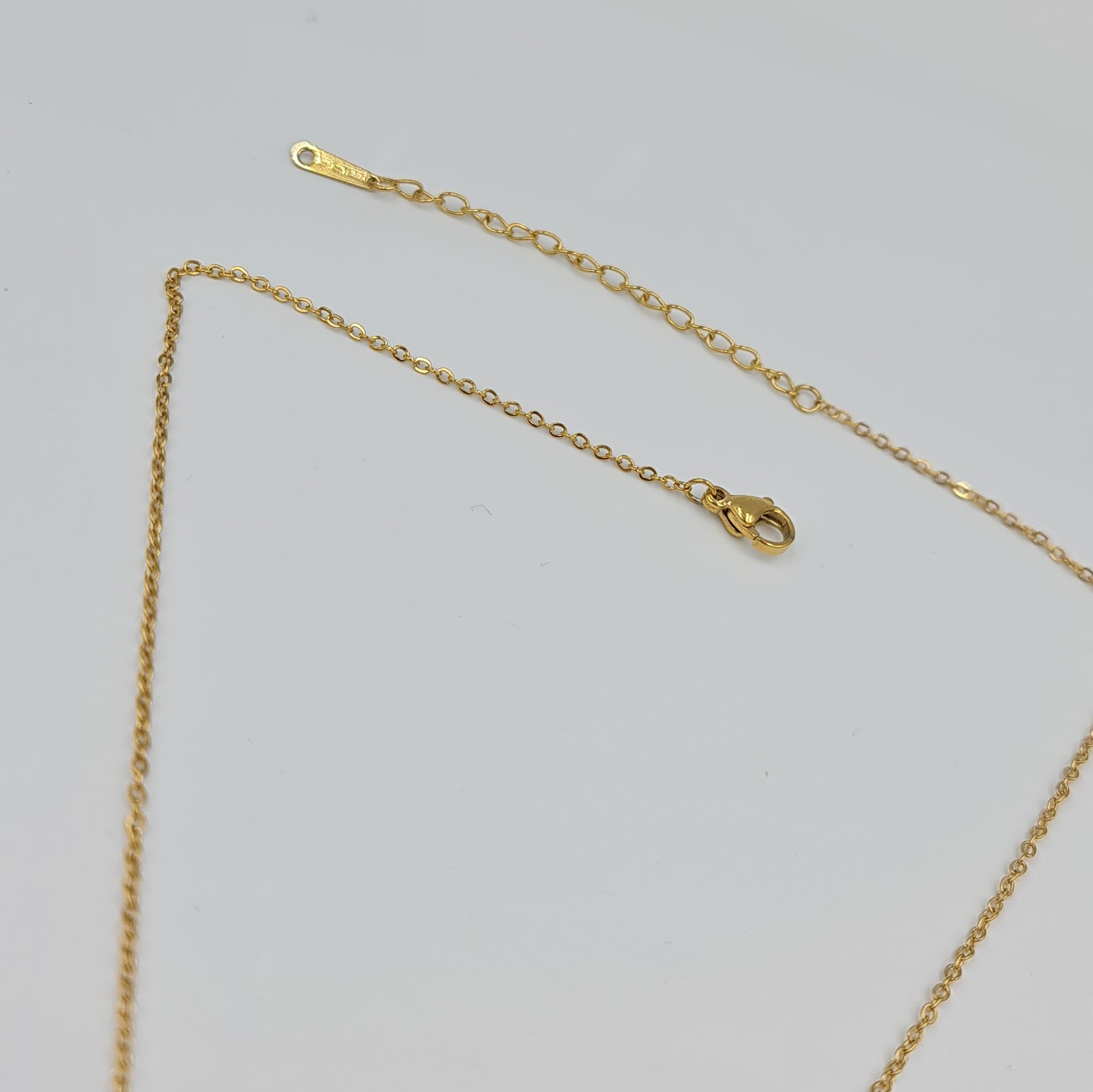 Gold Nazar Göz Figürlü Taşlı Çelik Kolye – Kararmaz, Ayarlanabilir, 40+5 cm (1 mm Zincir)