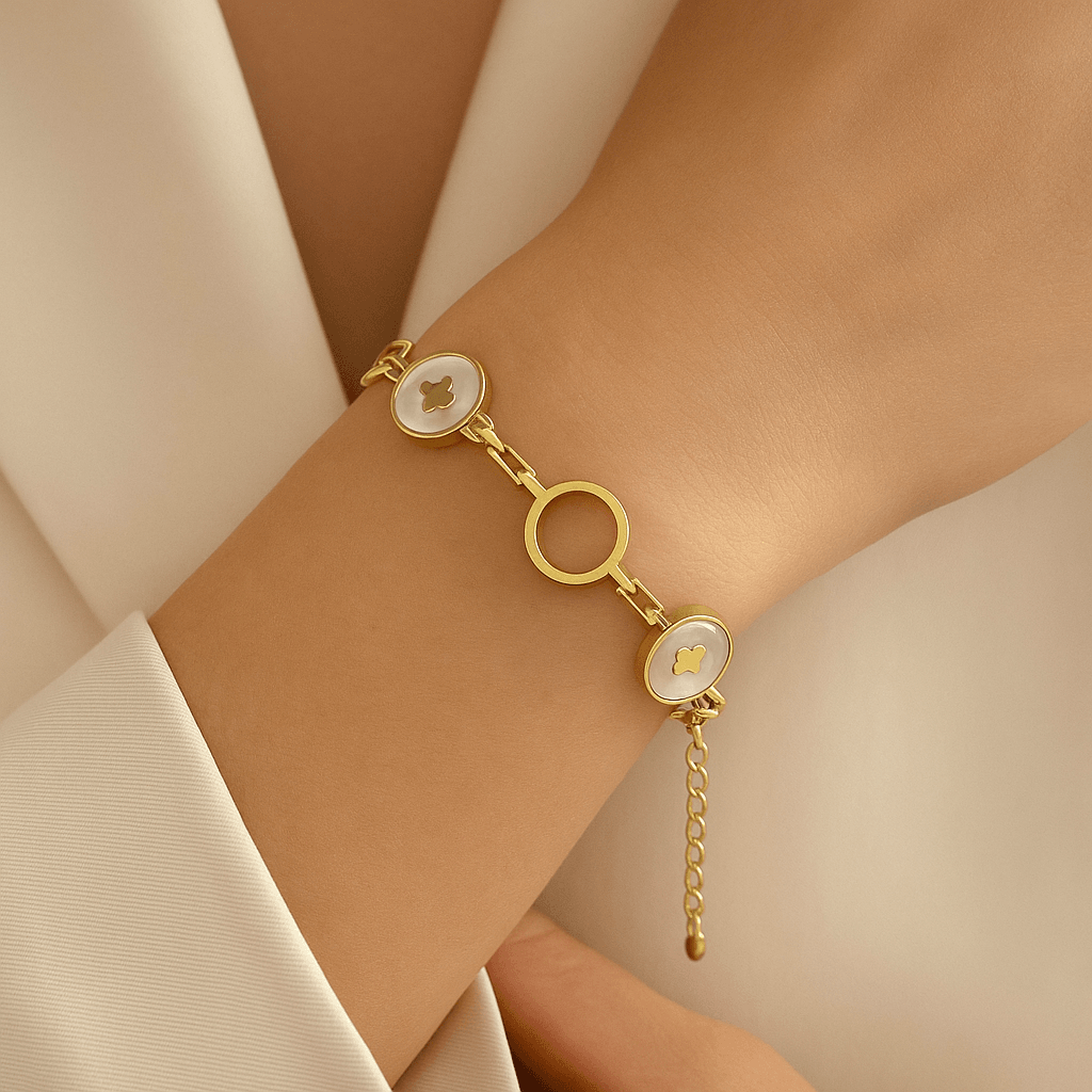 Kadın Minimal Sedef Taş Detaylı Gold Renk Bileklik