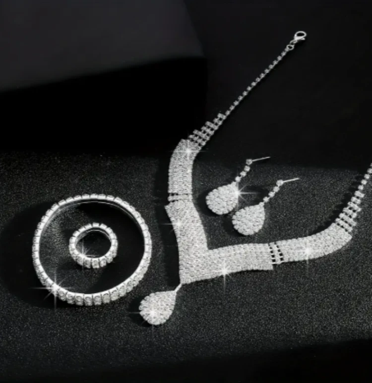 Zirkon Taşlı Damla Model Gelin Düğün & Davet Takı Seti (Kolye, Küpe, Bileklik, Yüzük)