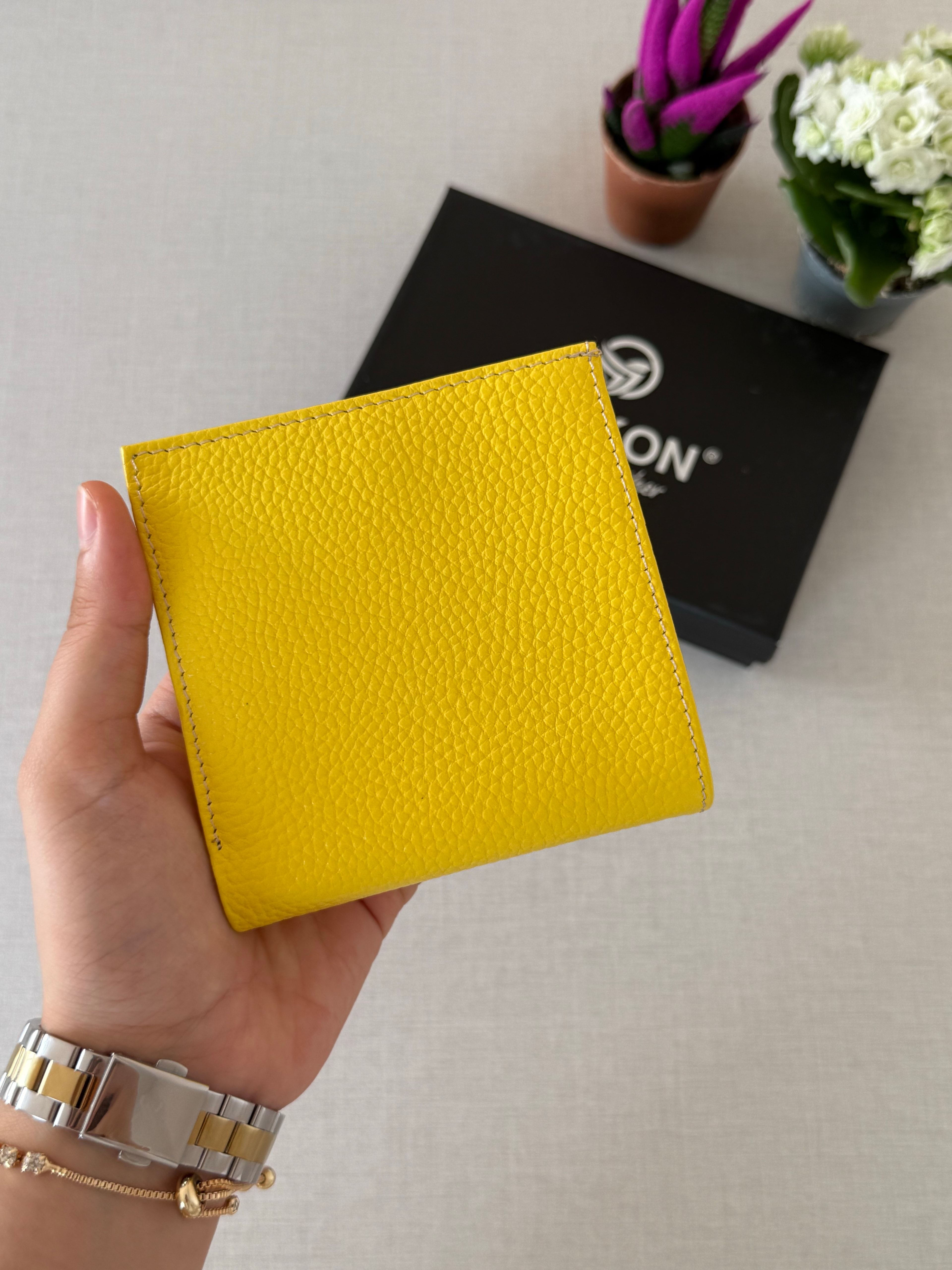 Her Çantaya Sığabilecek Ölçüde Hakiki Deri Juno Model Kadın Cüzdanı - SARI