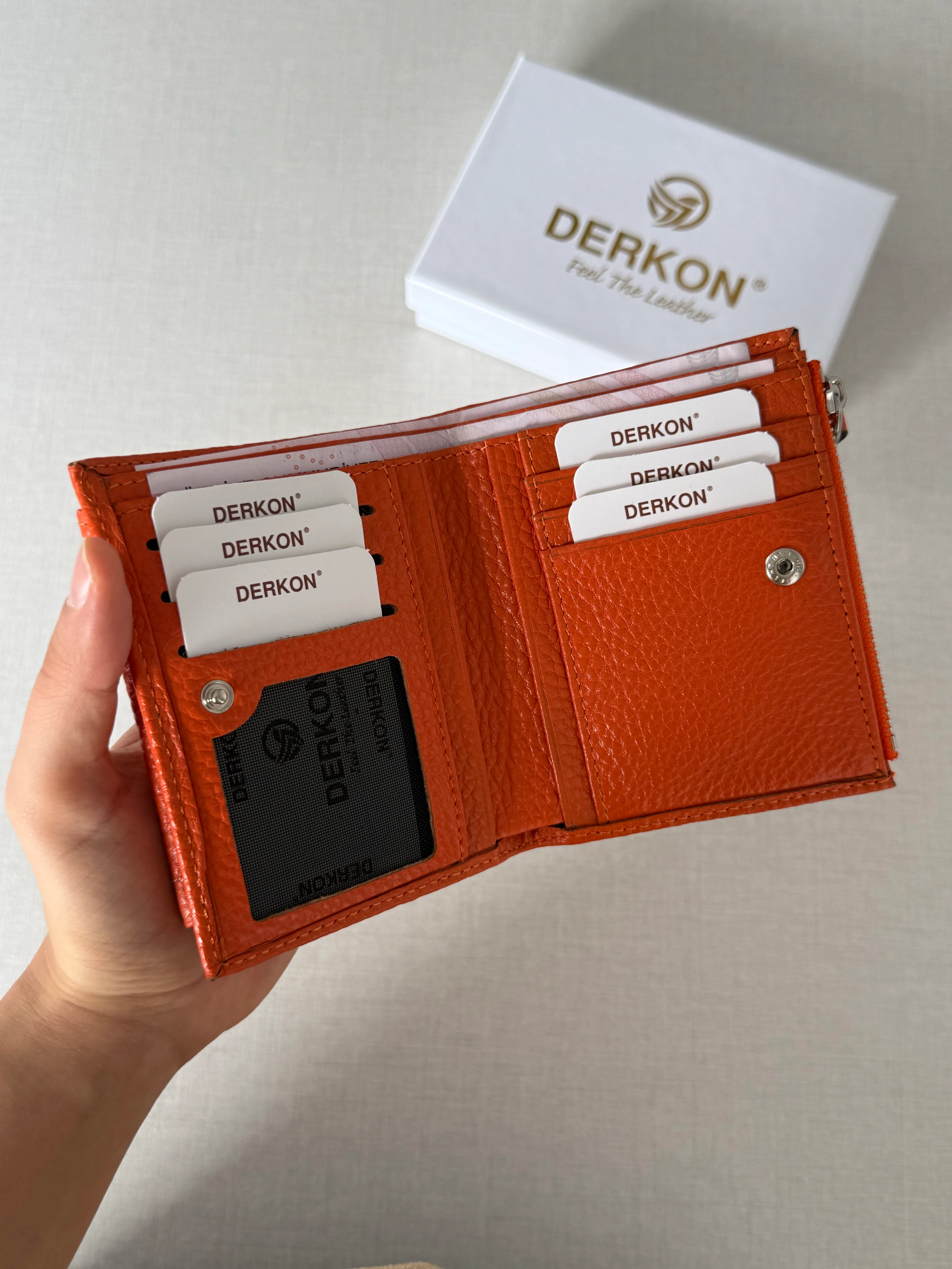 Her Çantaya Sığabilecek Ufak Bol Kartlık Bölmeli Hakiki Deri Bayan Cüzdanı Yuhan Model - TURUNCU