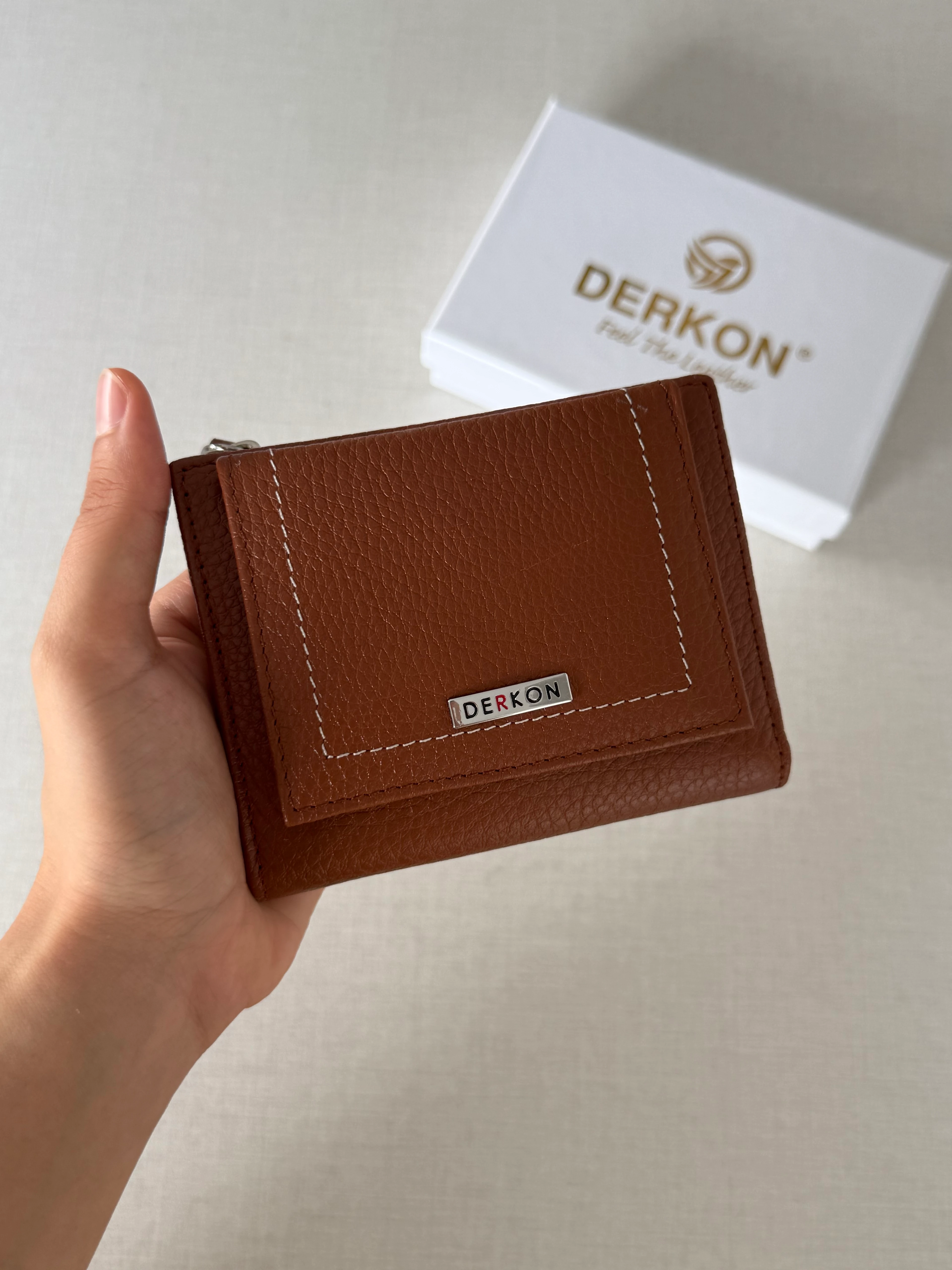 Her Çantaya Sığabilecek Ufak Bol Kartlık Bölmeli Hakiki Deri Bayan Cüzdanı Yuhan Model - TABA