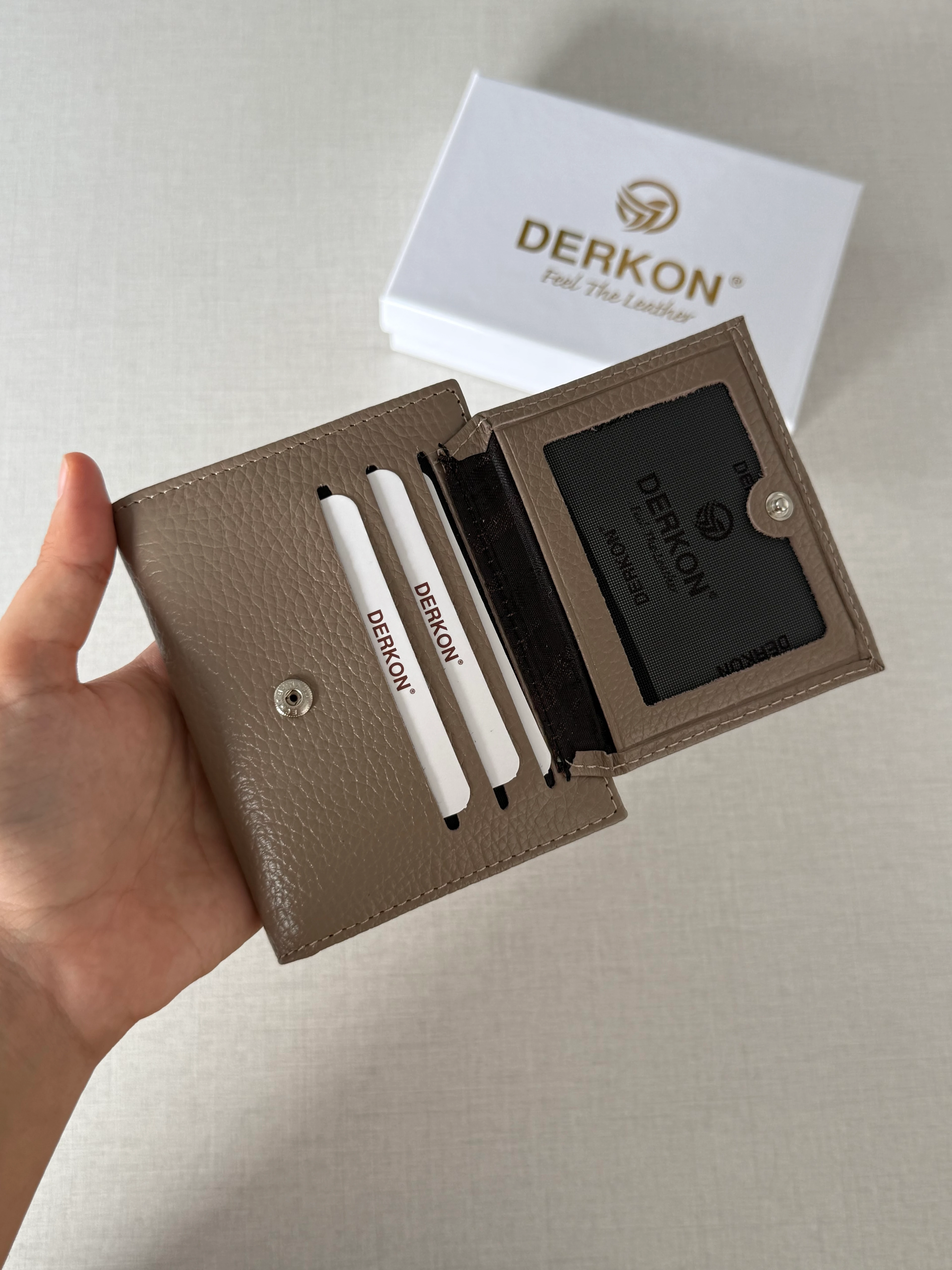 Her Çantaya Sığabilecek Ufak Bol Kartlık Bölmeli Hakiki Deri Bayan Cüzdanı Yuhan Model - VİZON