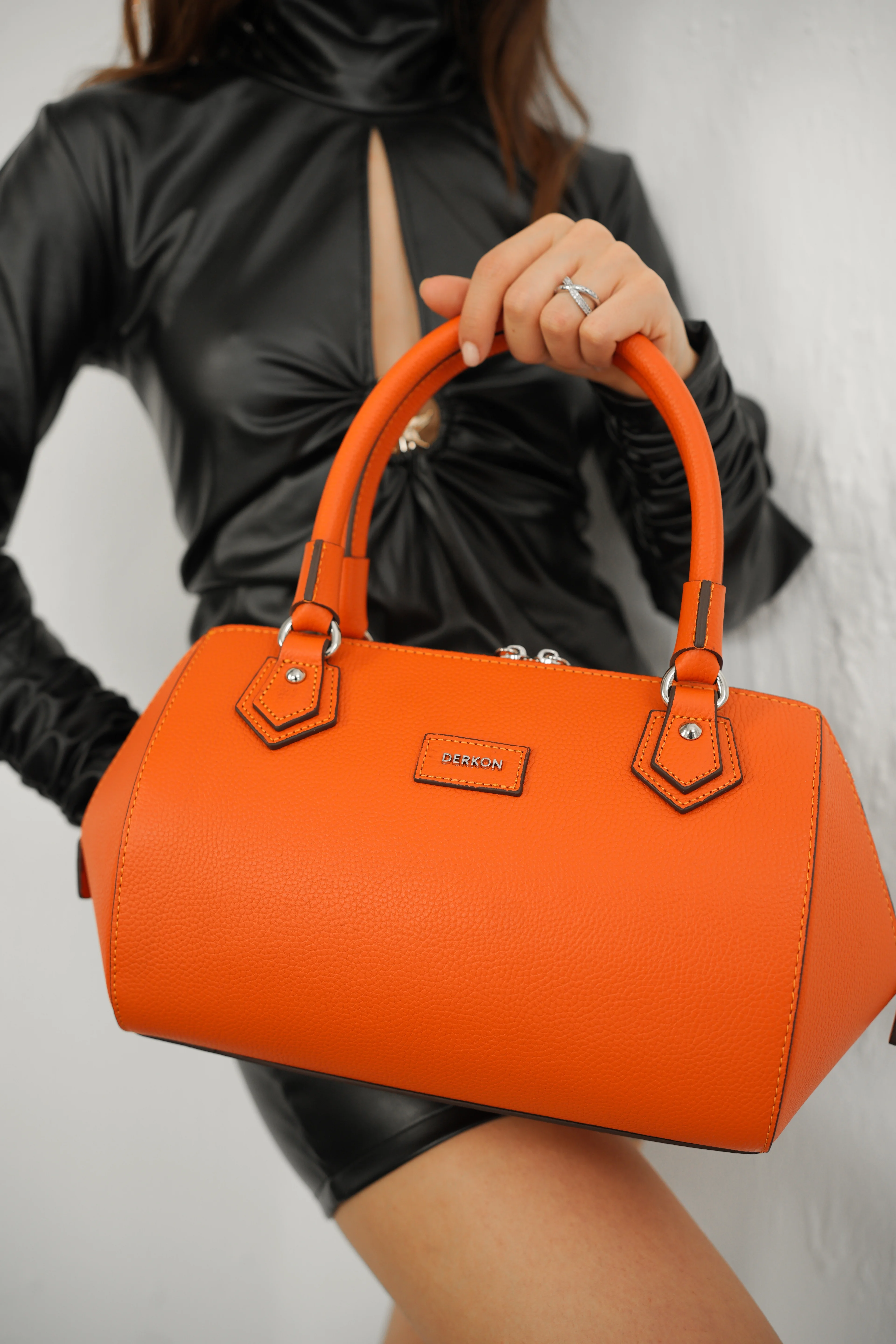 Hakiki Deri Rosely Model Kadın Çantası - TURUNCU