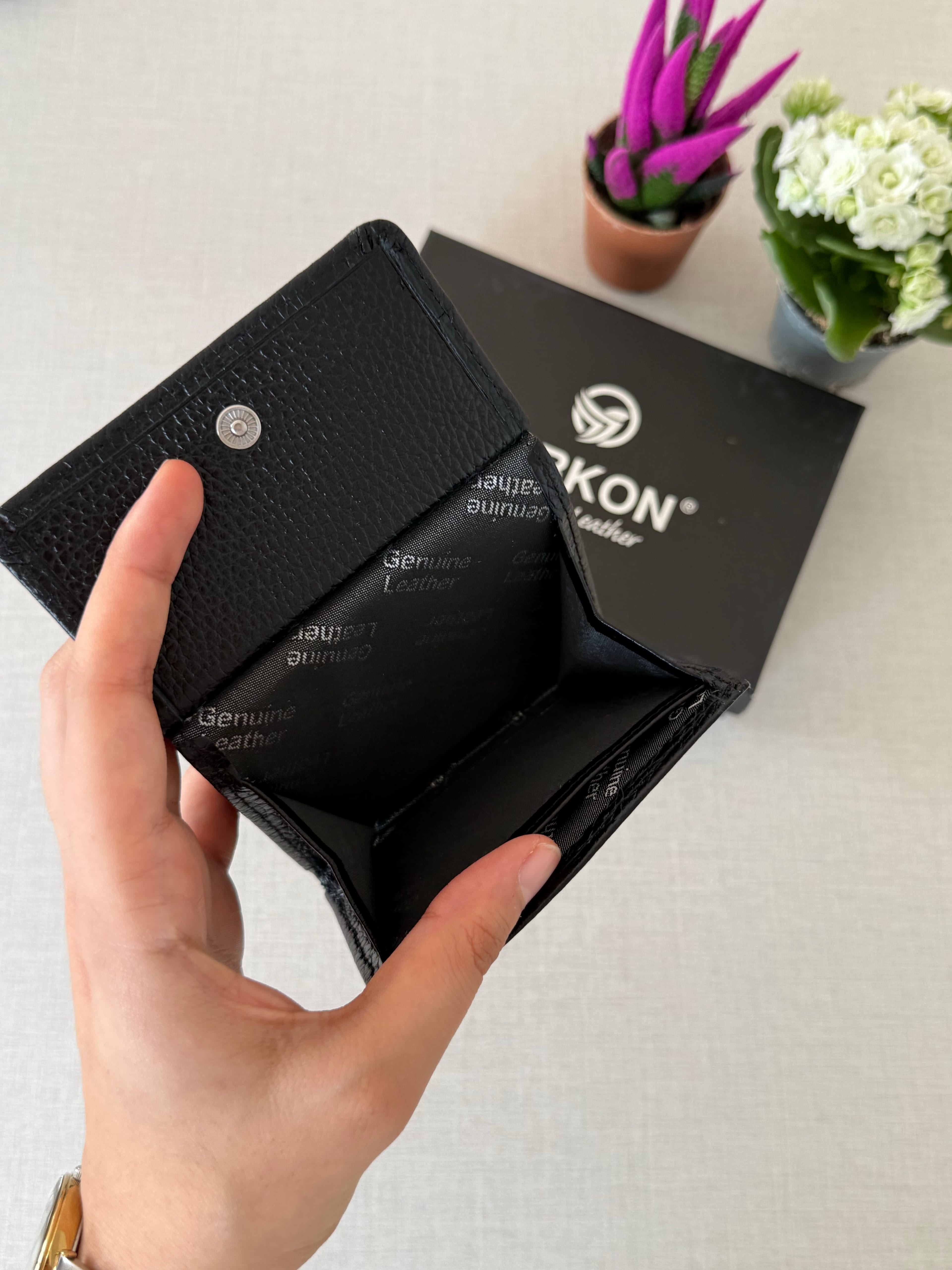 Her Çantaya Sığabilecek Ölçüde Hakiki Deri Juno Model Kadın Cüzdanı