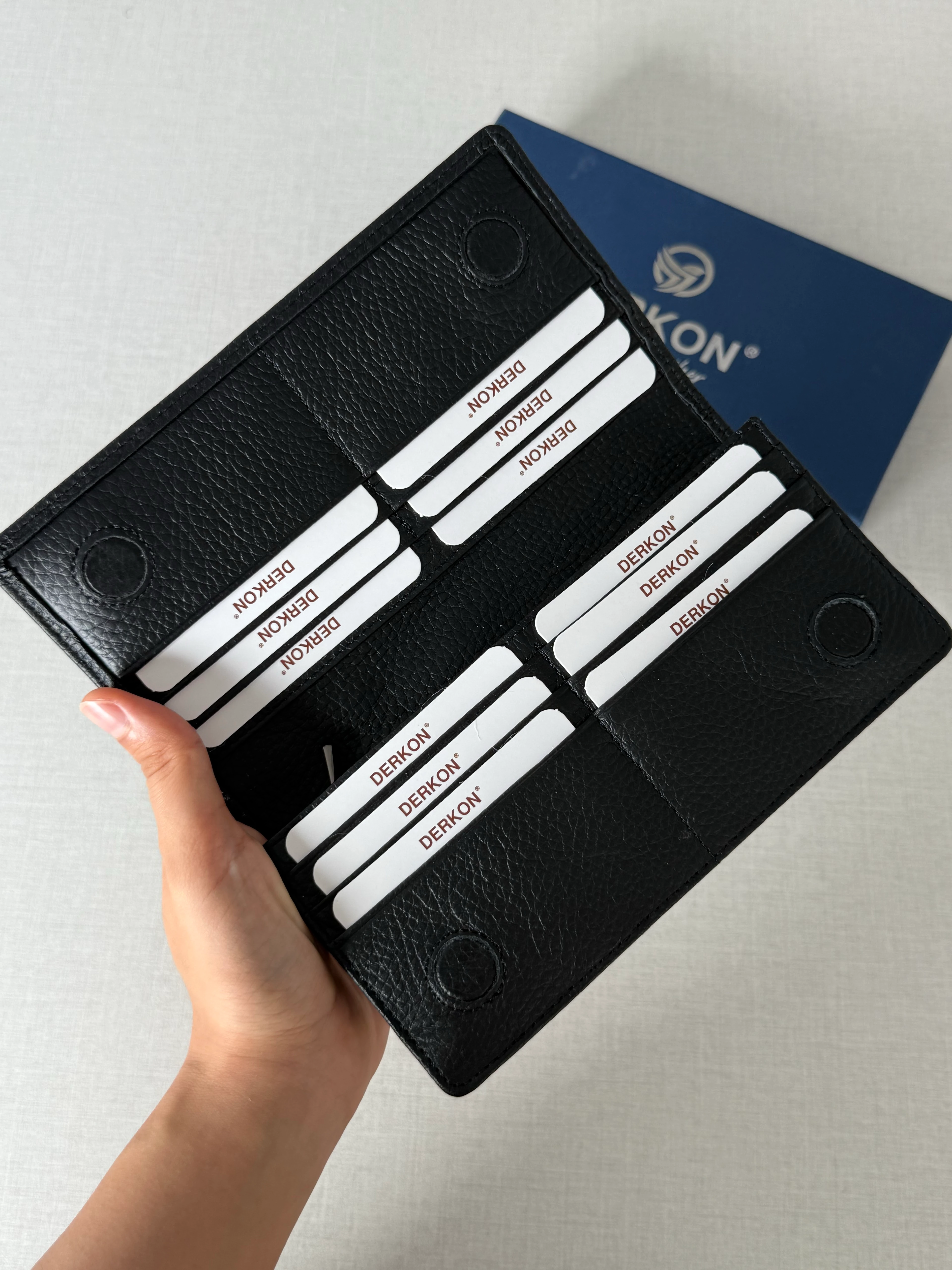 Telefon Bölmeli Hakiki Deri El Tutamaçlı Siyah Cüzdan