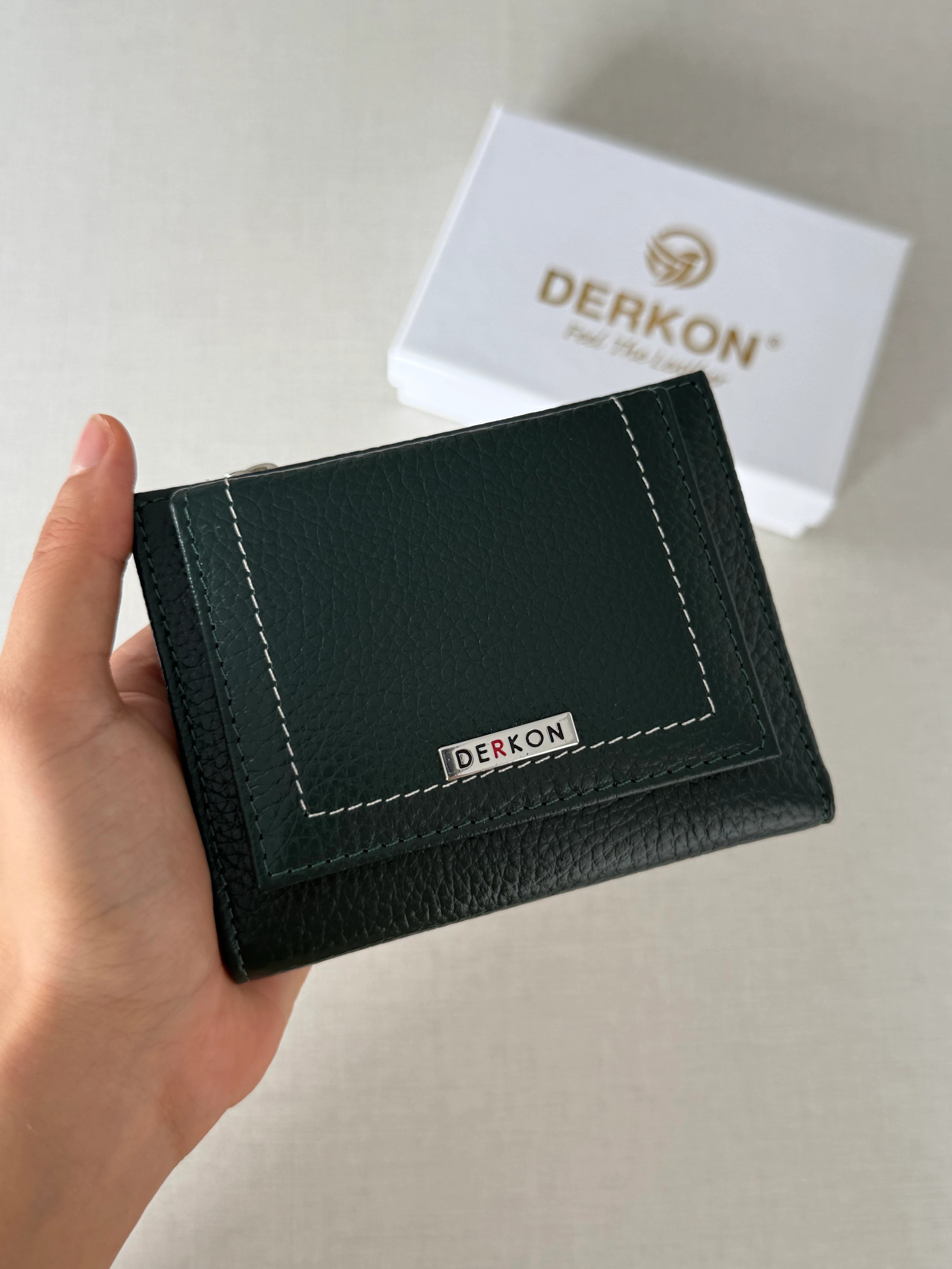 Her Çantaya Sığabilecek Ufak Bol Kartlık Bölmeli Hakiki Deri Bayan Cüzdanı Yuhan Model - YEŞİL