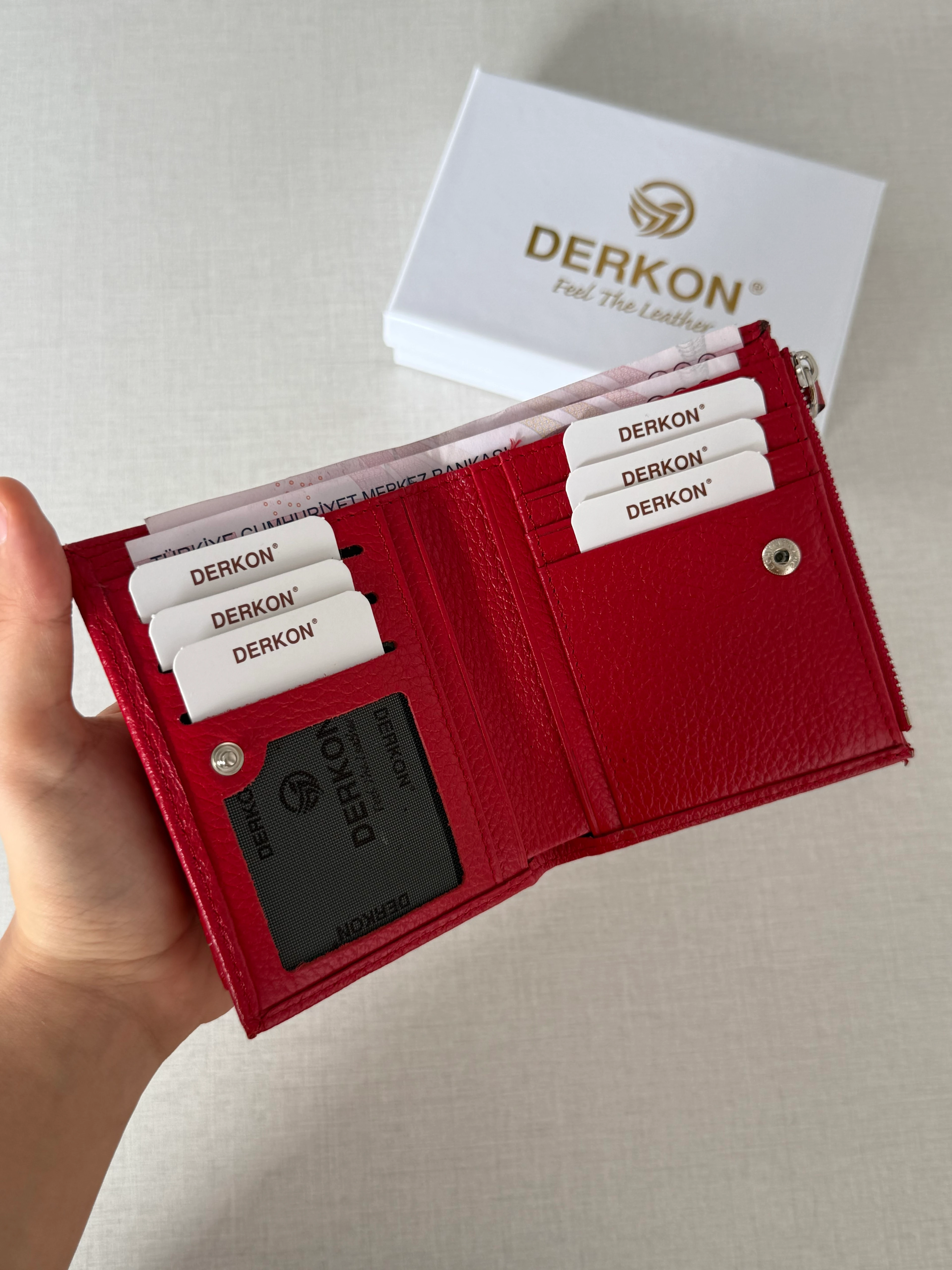 Her Çantaya Sığabilecek Ufak Bol Kartlık Bölmeli Hakiki Deri Bayan Cüzdanı Yuhan Model - KIRMIZI