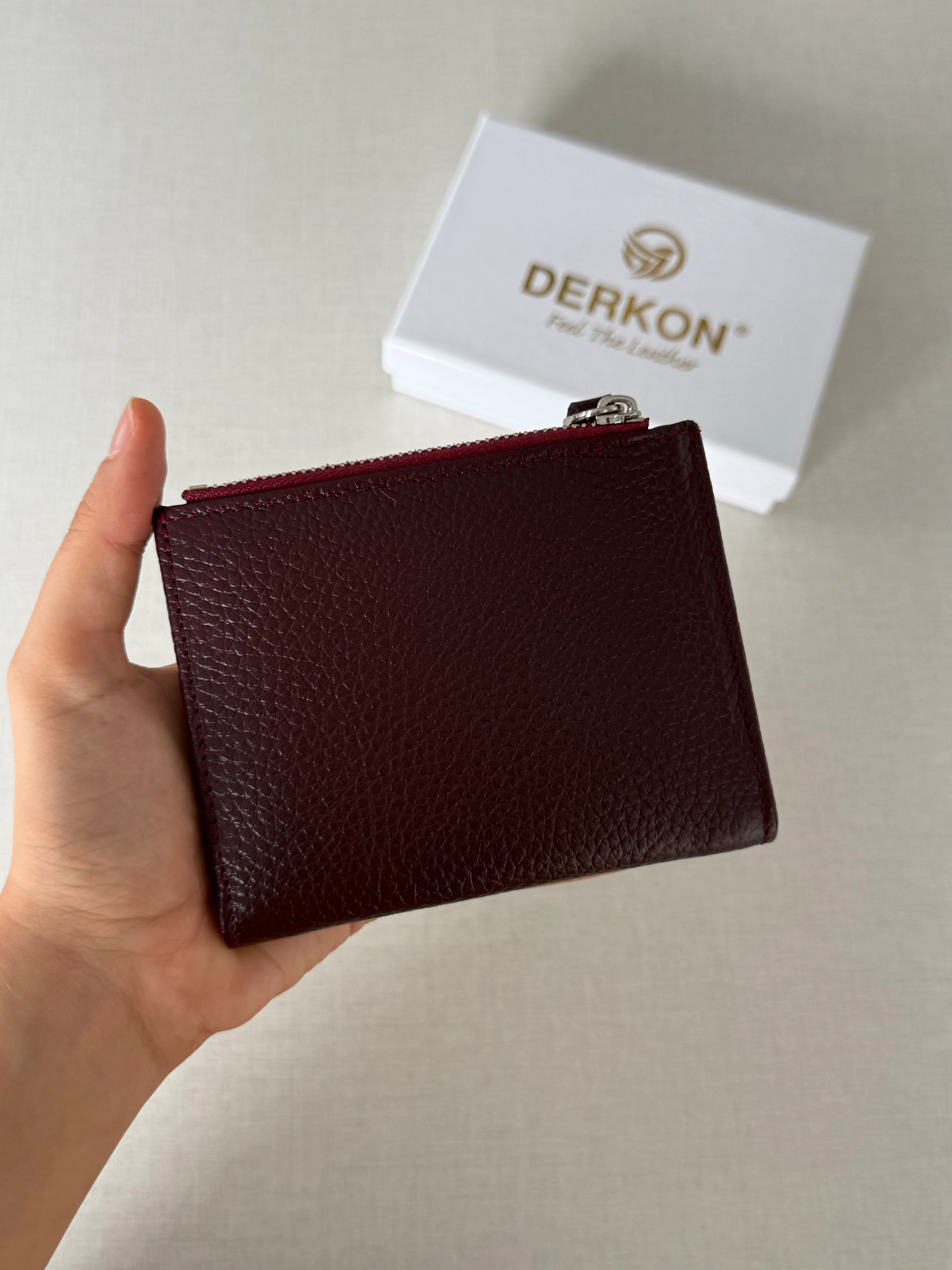 Her Çantaya Sığabilecek Ufak Bol Kartlık Bölmeli Hakiki Deri Bayan Cüzdanı Yuhan Model - BORDO