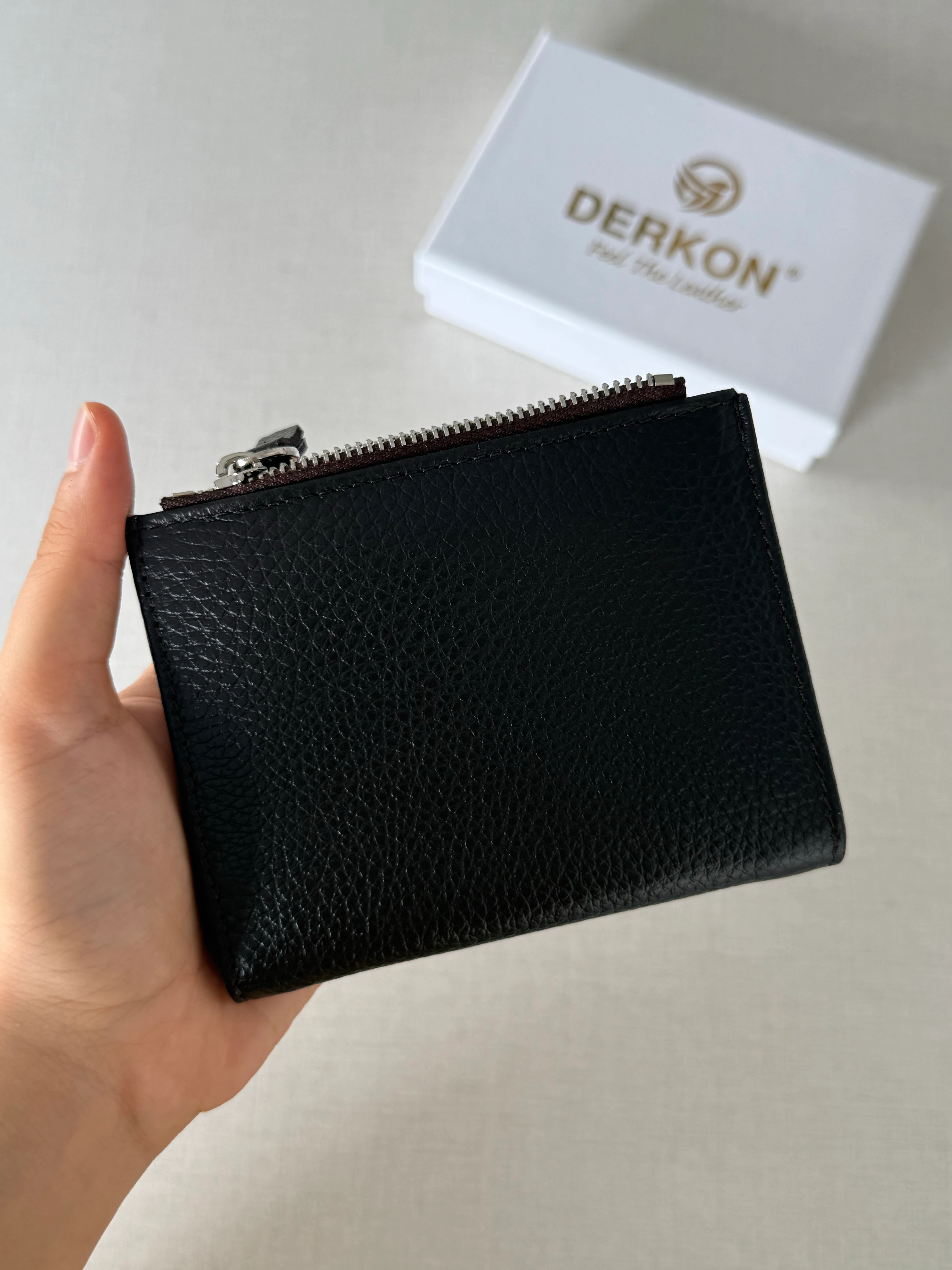 Her Çantaya Sığabilecek Ufak Bol Kartlık Bölmeli Hakiki Deri Bayan Cüzdanı Yuhan Model - KAHVERENGİ