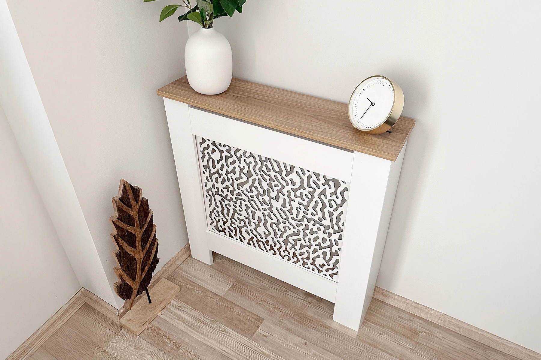 Yona, Lazer Desen Model 3 Petek Kaplama, Petek Önü Dresuar Kaplama, Kalorifer Petek Önü Kapatma, Petek Önü Seperatör