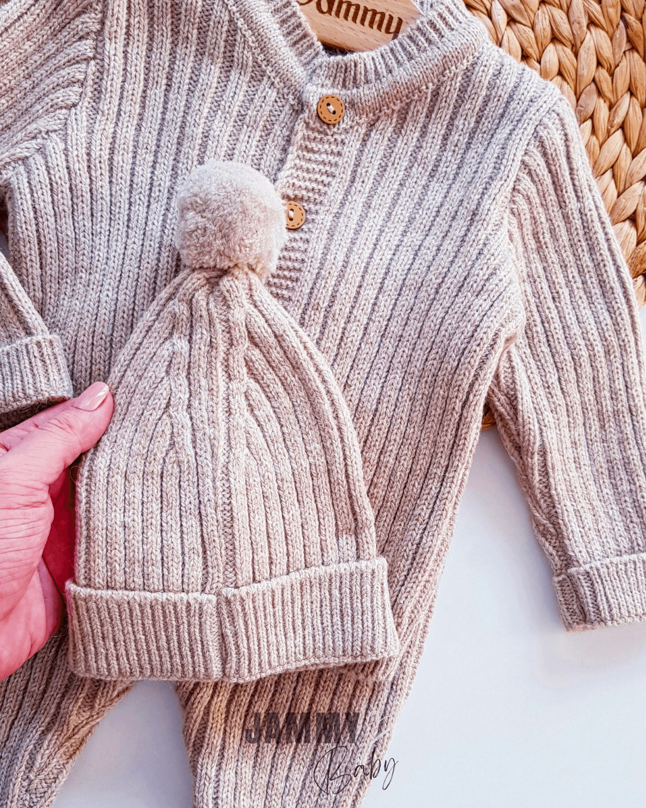 Triko Hırkalı Unisex Şapkalı Takım-BEJ