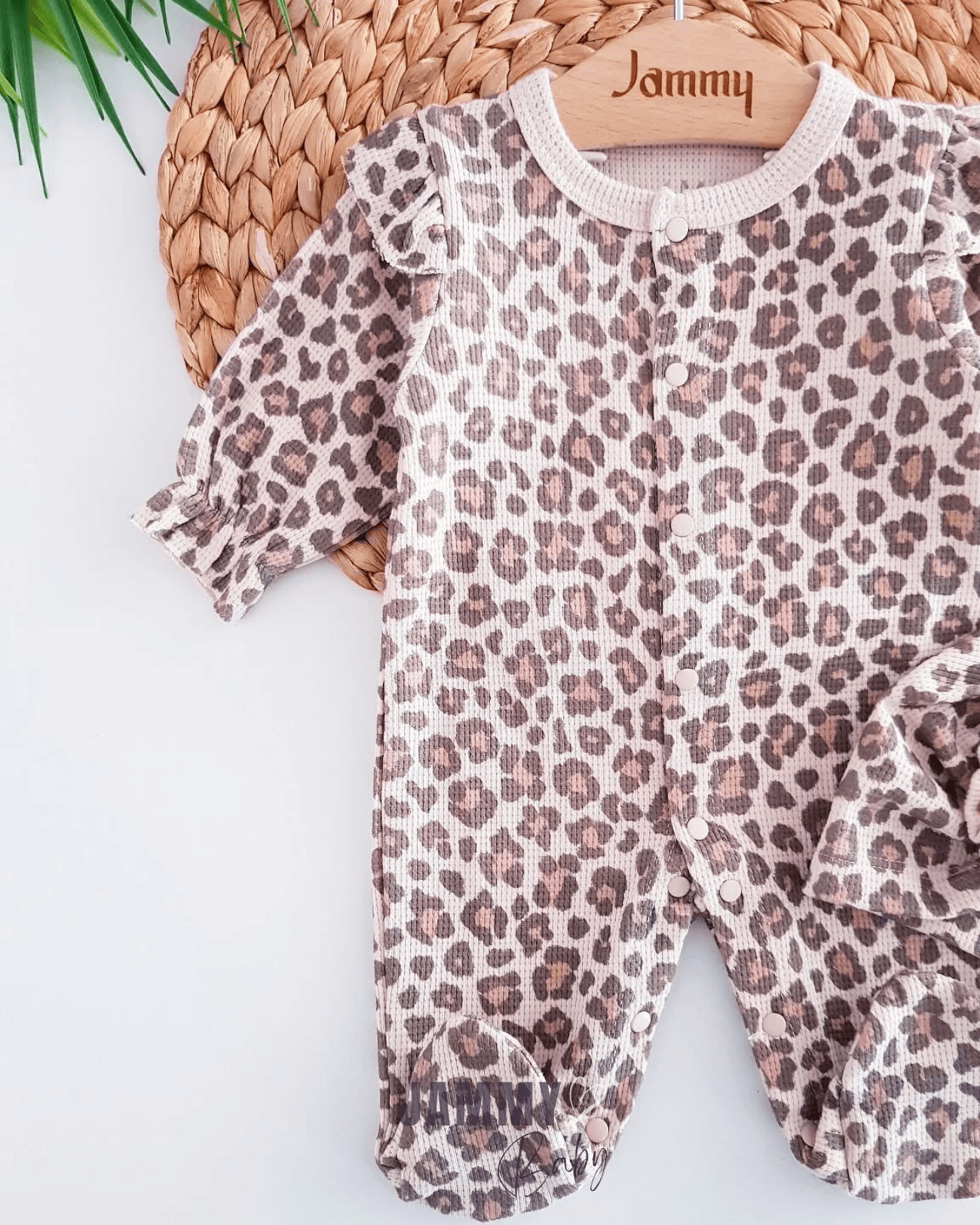Marsilya Leopar Desen Bone Şapkalı Waffle Tulum Set
