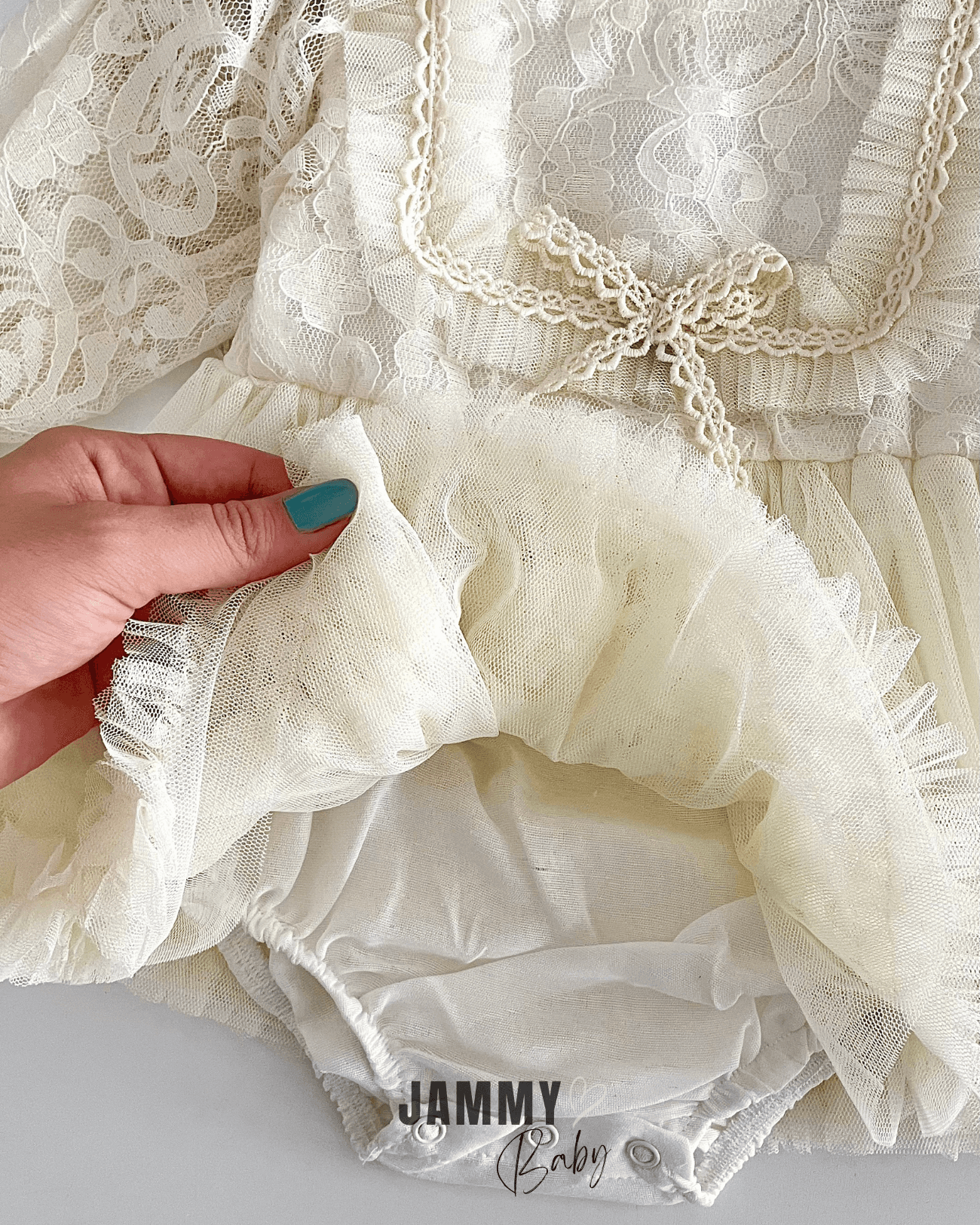 Sindirella Dantelli Özel Gün Bodysuit Elbise-KREM
