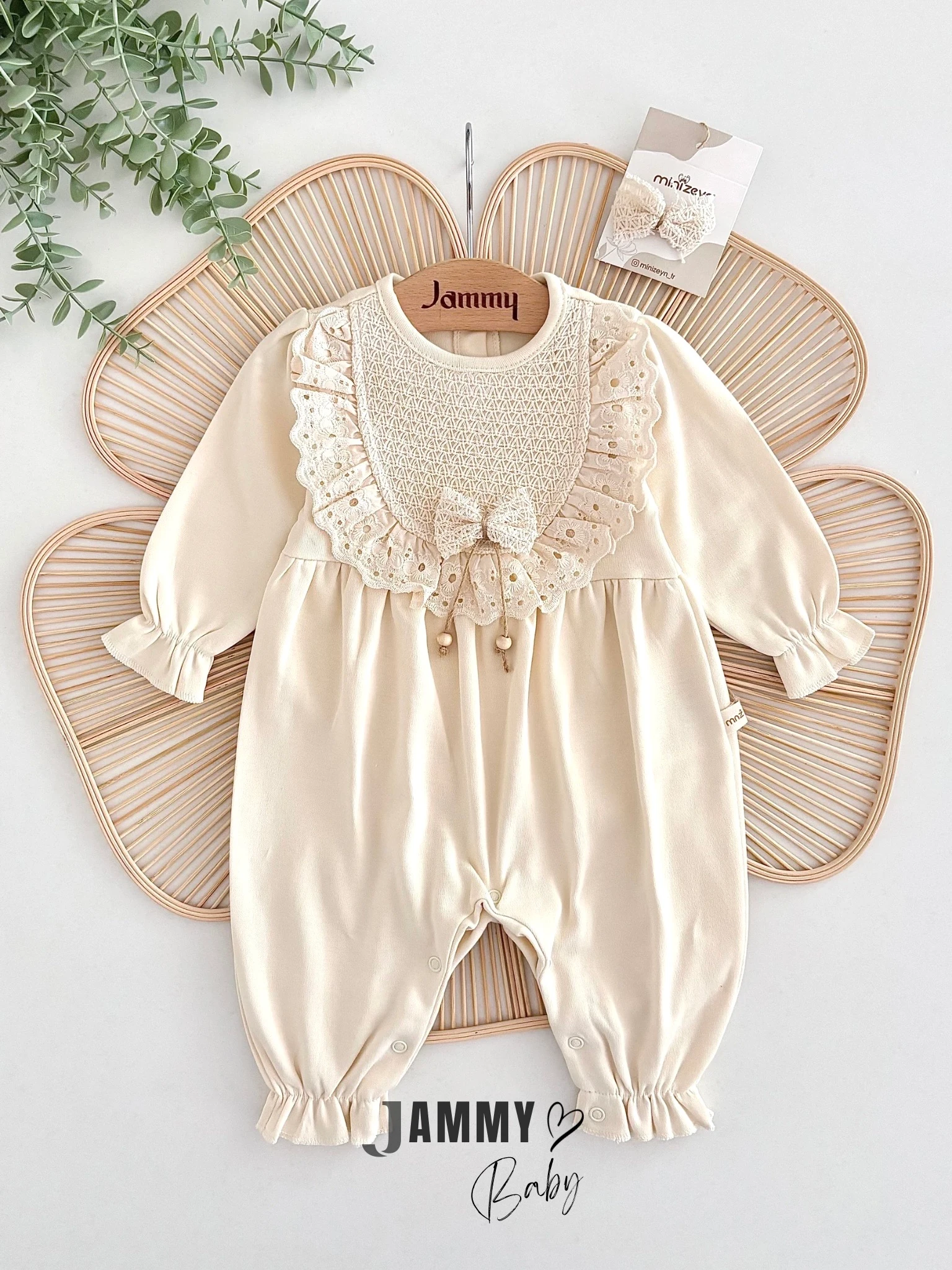 Amelia Tokalı Dantel Roba Detaylı Tulum Set-KREM