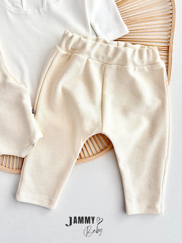 Adrian Yelekli 3 Parça Bebek Takım-KREM