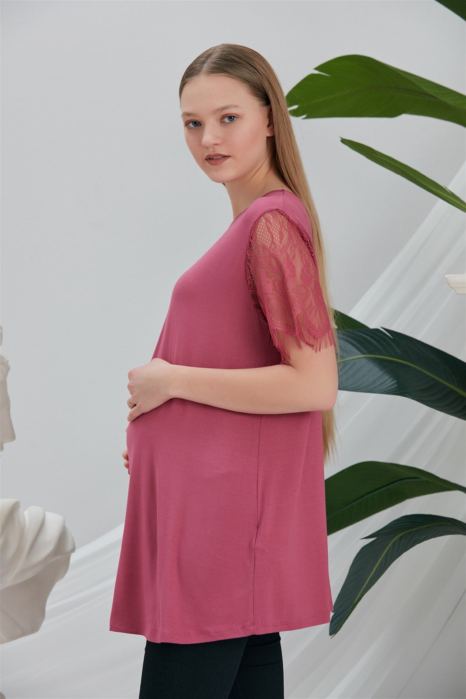 Kol Dantelli Hamile Tshirt - GÜL KURUSU