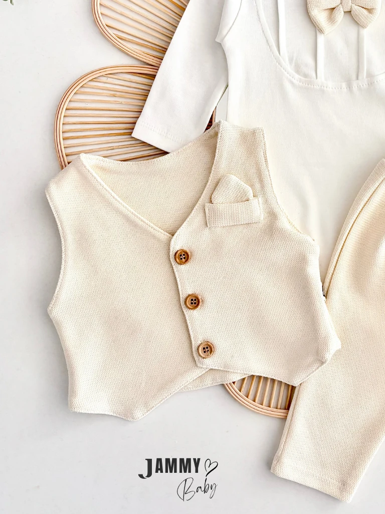 Adrian Yelekli 3 Parça Bebek Takım-KREM