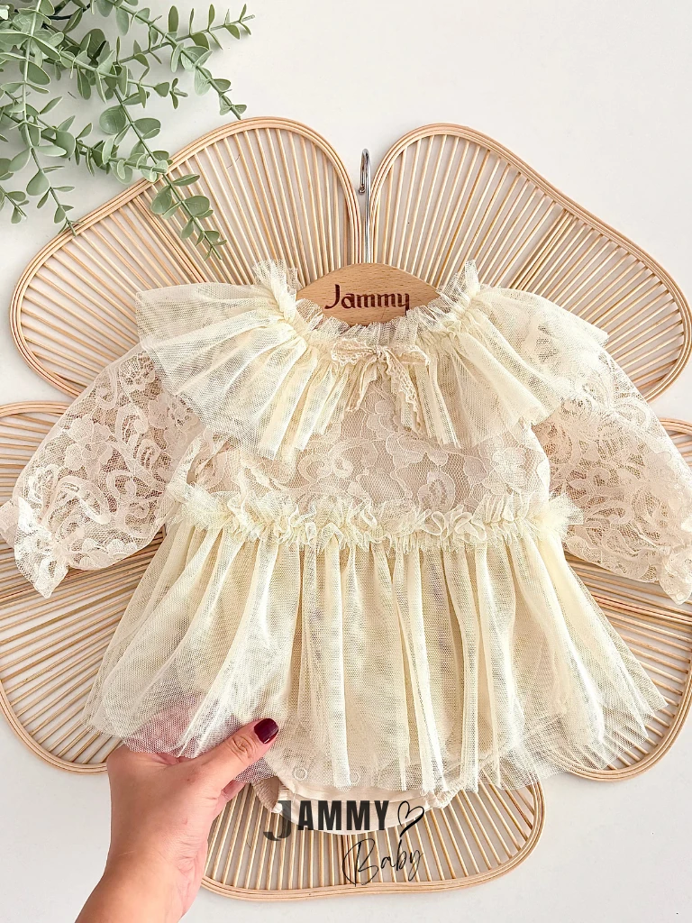 Sindirella Dantelli Özel Gün Bodysuit Romper-KREM