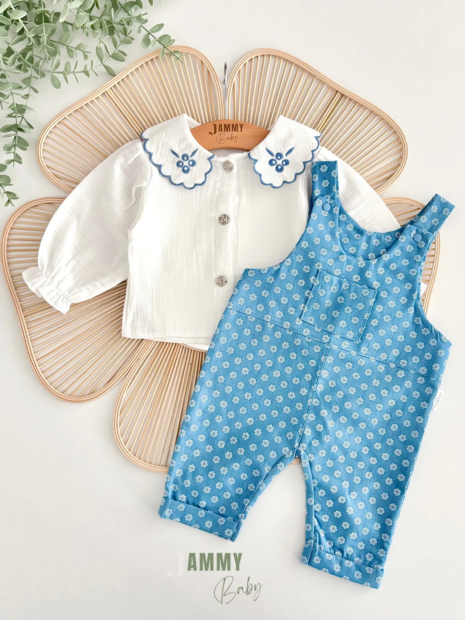 Çan Çiçeği Nakışlı Gömlek & Salopet Set-MAVİ