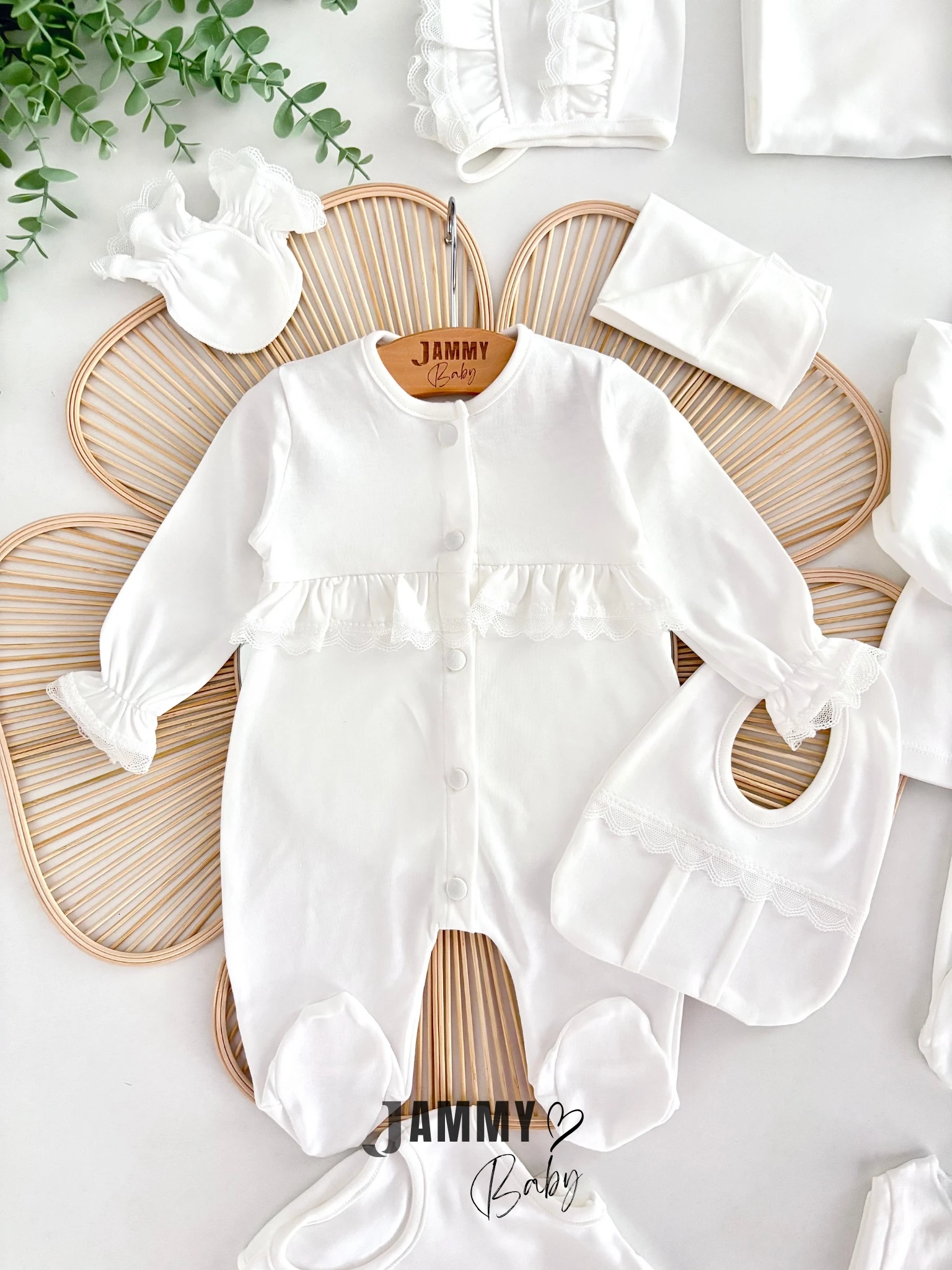 Elegant Dantelli 10 Parça Yenidoğan Set-EKRU