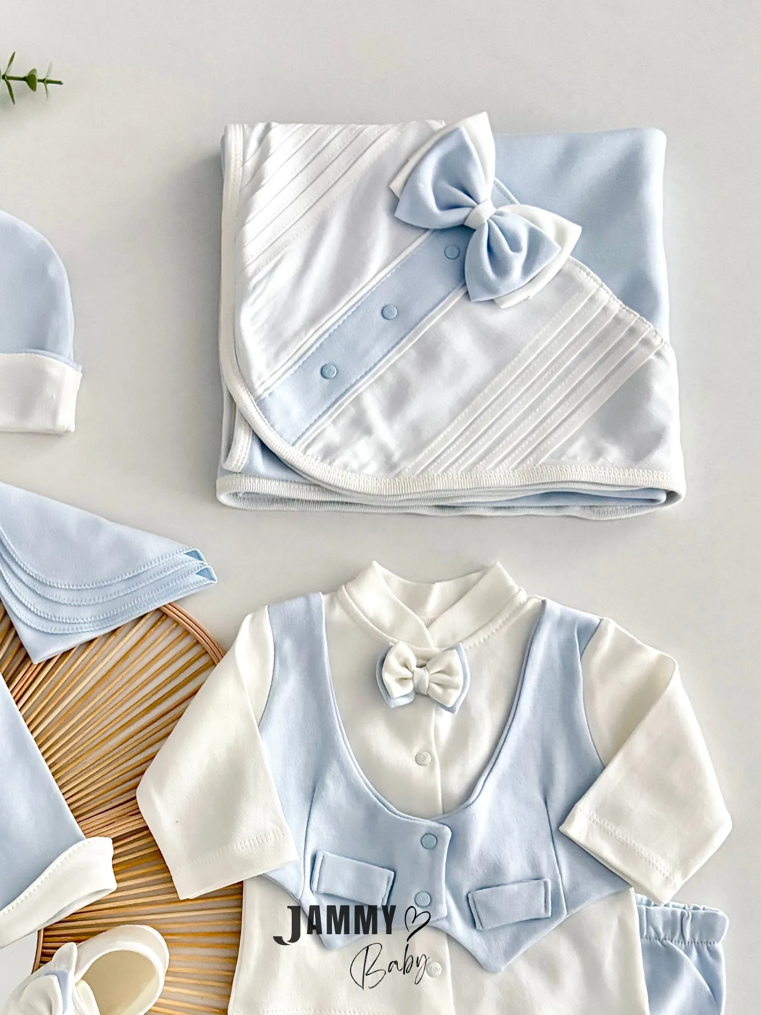 Pliseli Şık 10 Parça Yenidoğan Set-AÇIK MAVİ