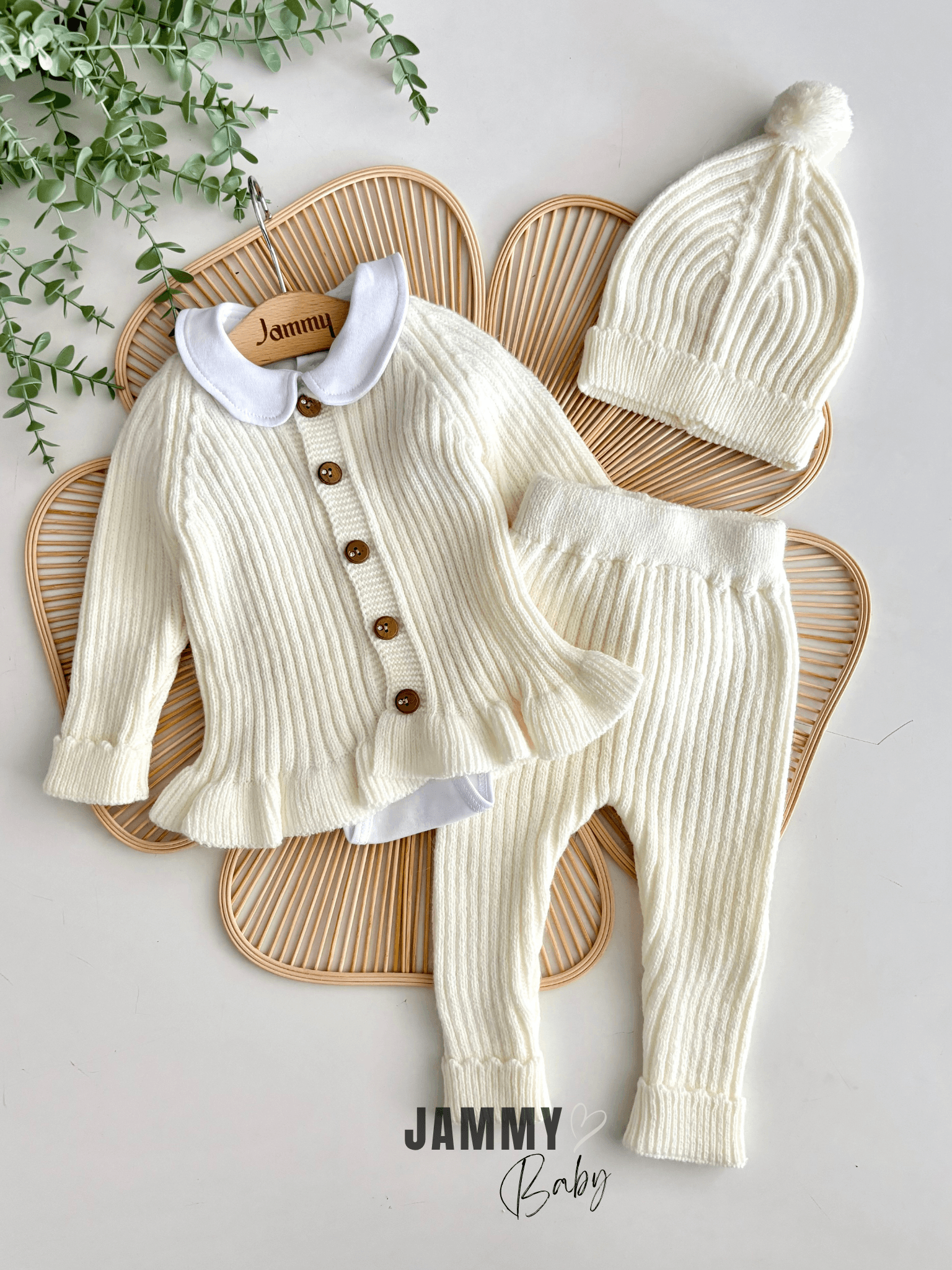 Maya Fırfırlı Şapkalı Triko Takım / Body Set-KREM