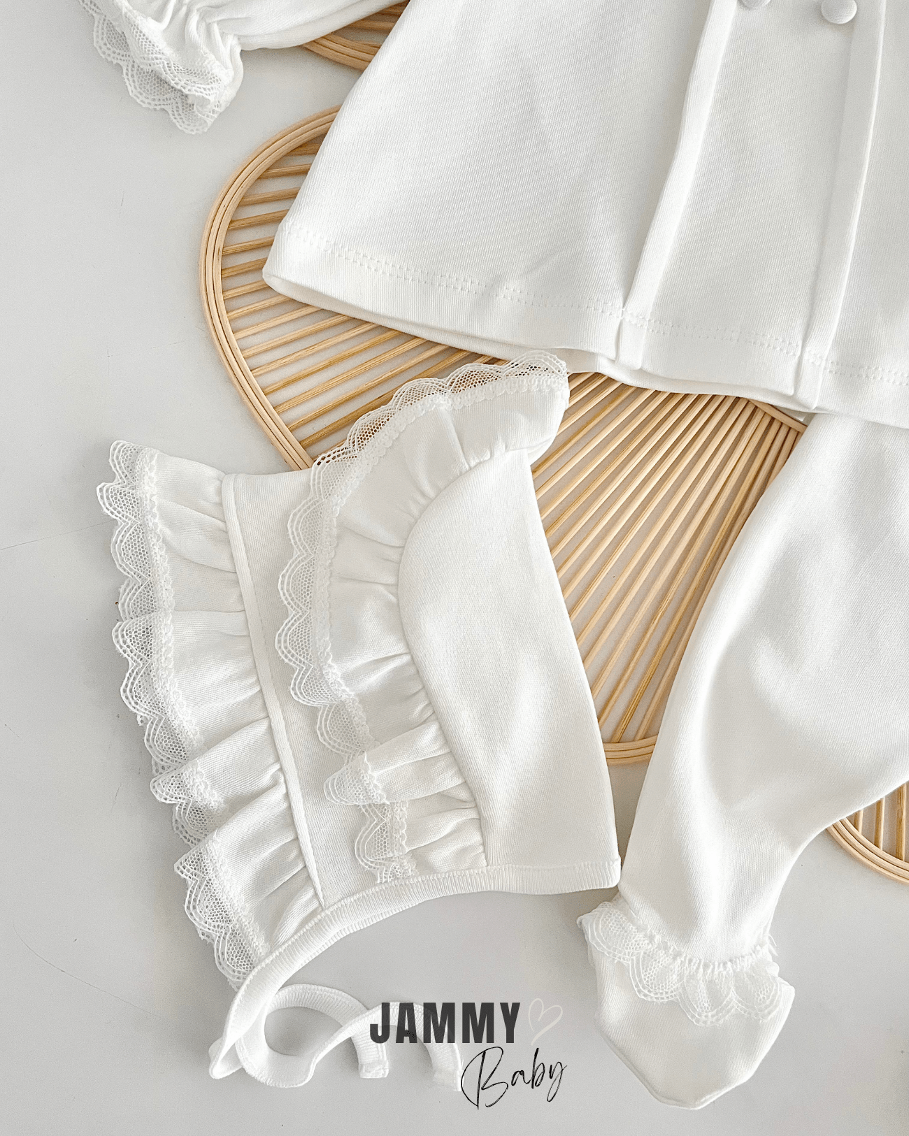 Elegant Dantelli 5 Parça Yenidoğan Set-BEYAZ