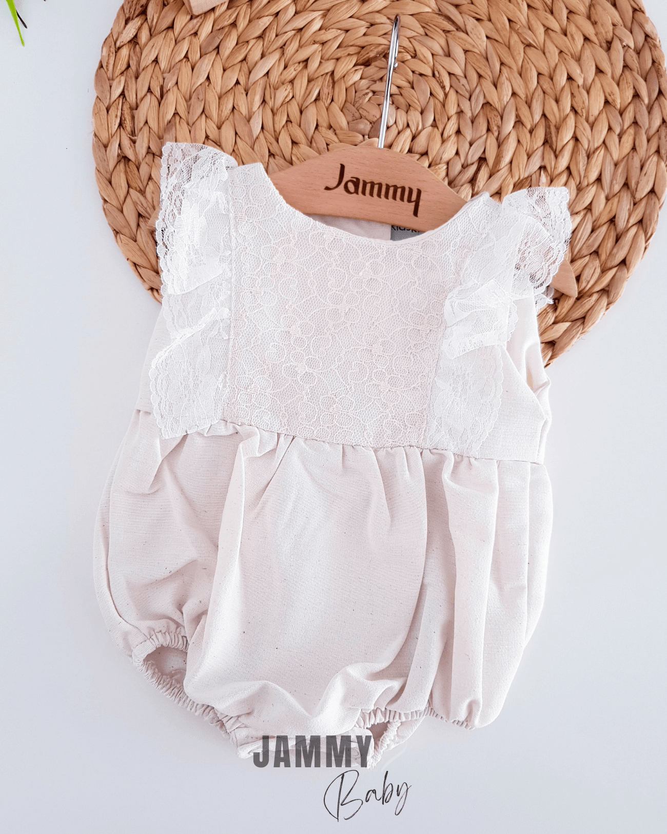 Riley Dantel Robalı Keten Tulum-KREM