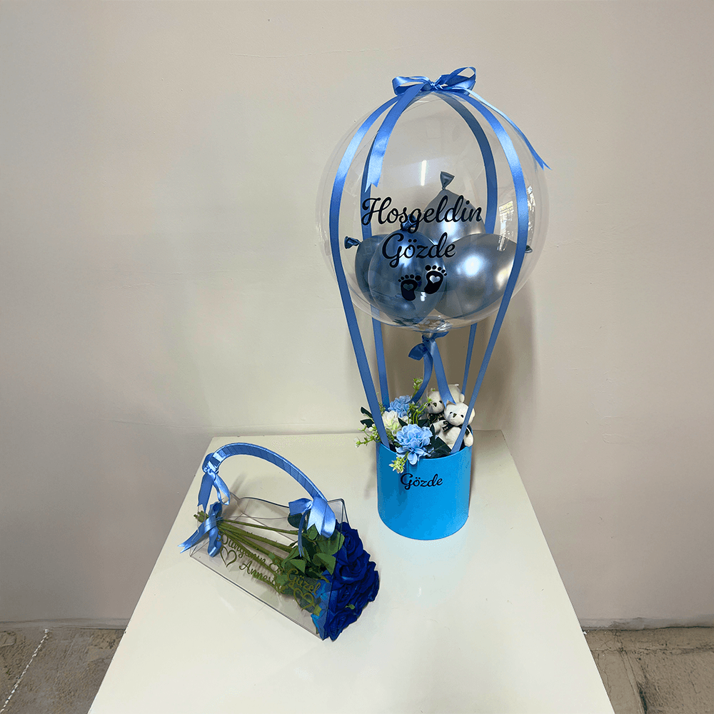 Erkek Bebek Balon Kutusu Pleksi Çantada 7 Adet Mavi Gül
