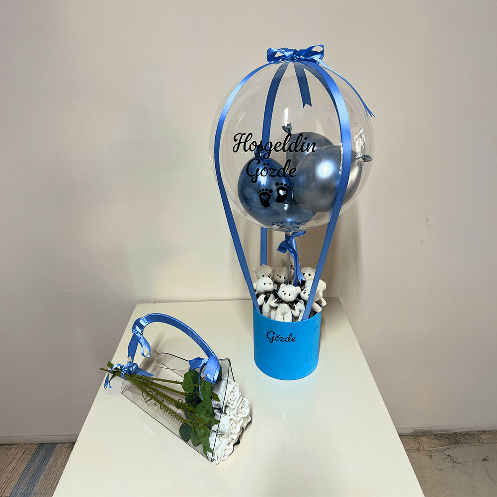 Yenidoğan Ayıcıklı Erkek Bebek Hediyesi Balon Kutusu ve Pleksi Çanta 7 Adet Beyaz Gül