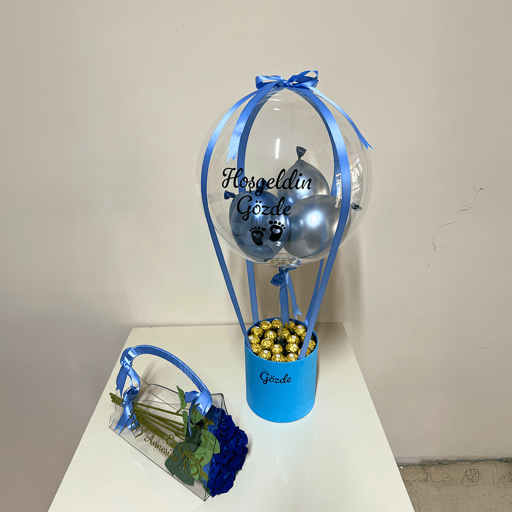 Yenidoğan Çikolata Erkek Bebek Hediyesi Balon Kutusu ve Pleksi Çanta 7 Adet Mavi Gül