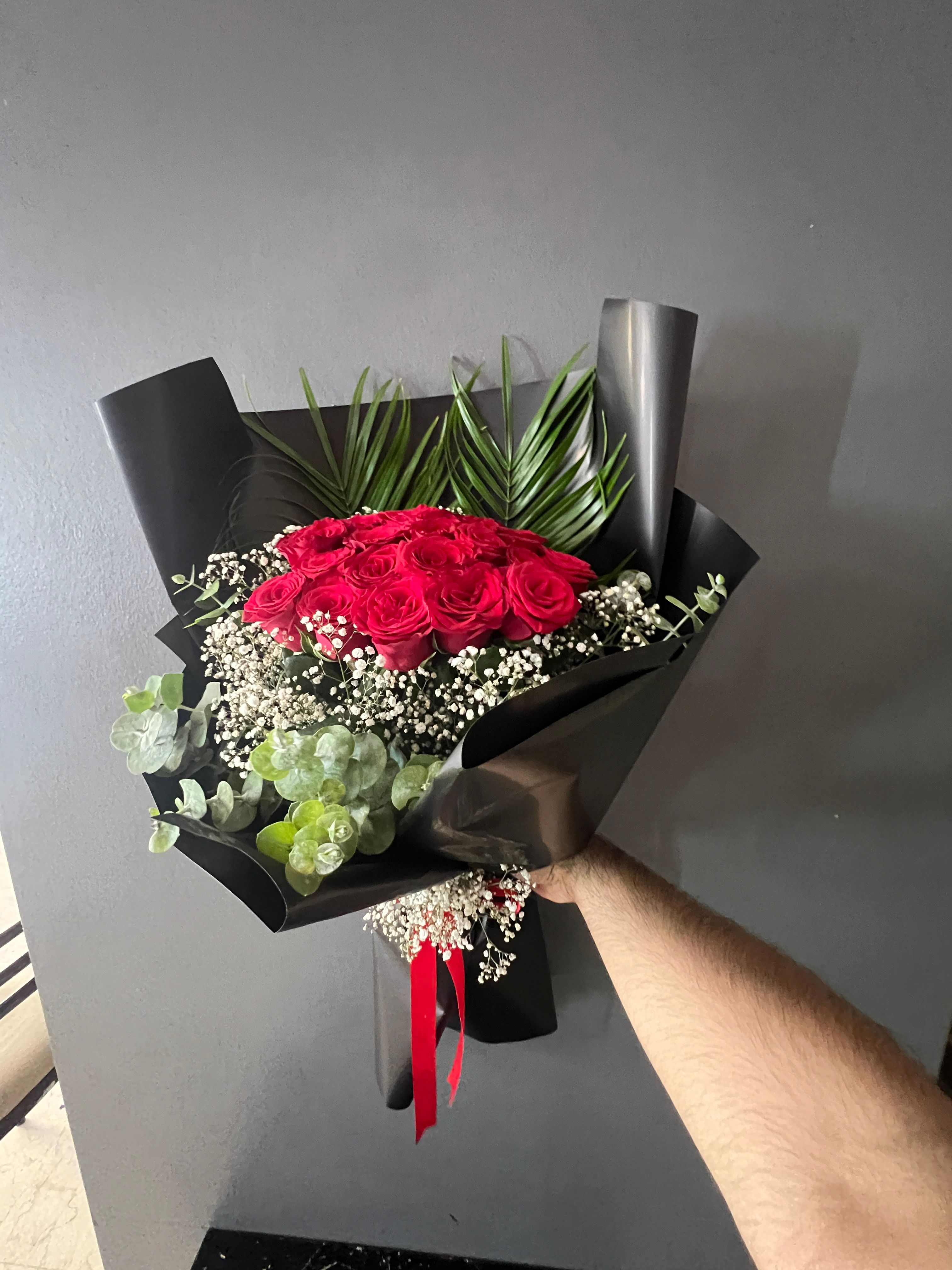 25 Gül Buketi