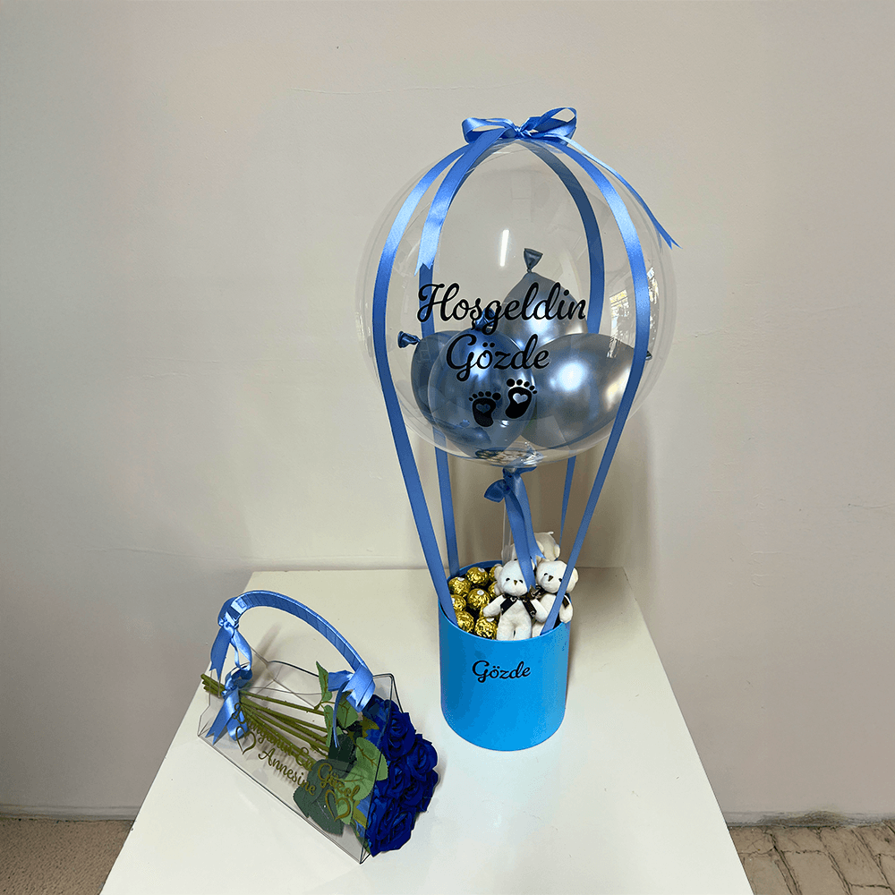 Yenidoğan Ayıcıklı Çikolata Erkek Bebek Hediyesi Balon Kutusu ve Pleksi Çanta 7 Adet Mavi Gül