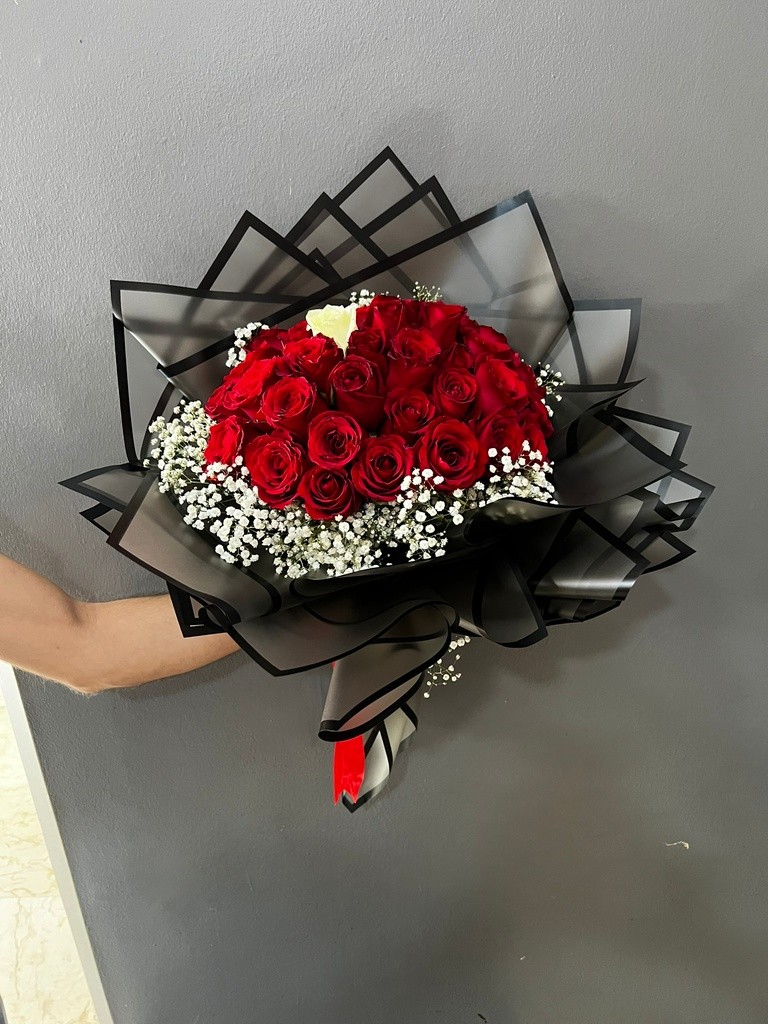 41 Gül Buketi