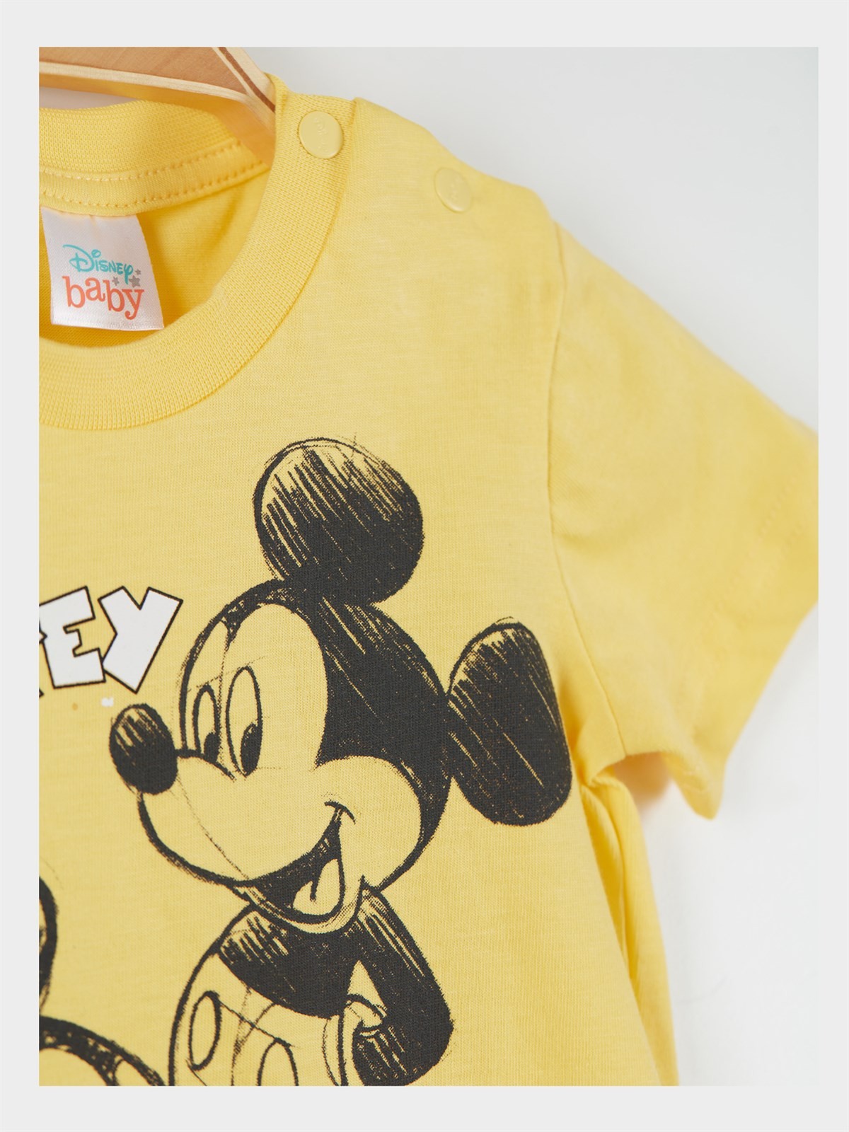 Disney Mickey Mouse Lisanslı Erkek Bebek Tişört ve Şort 2'li Takım 20884