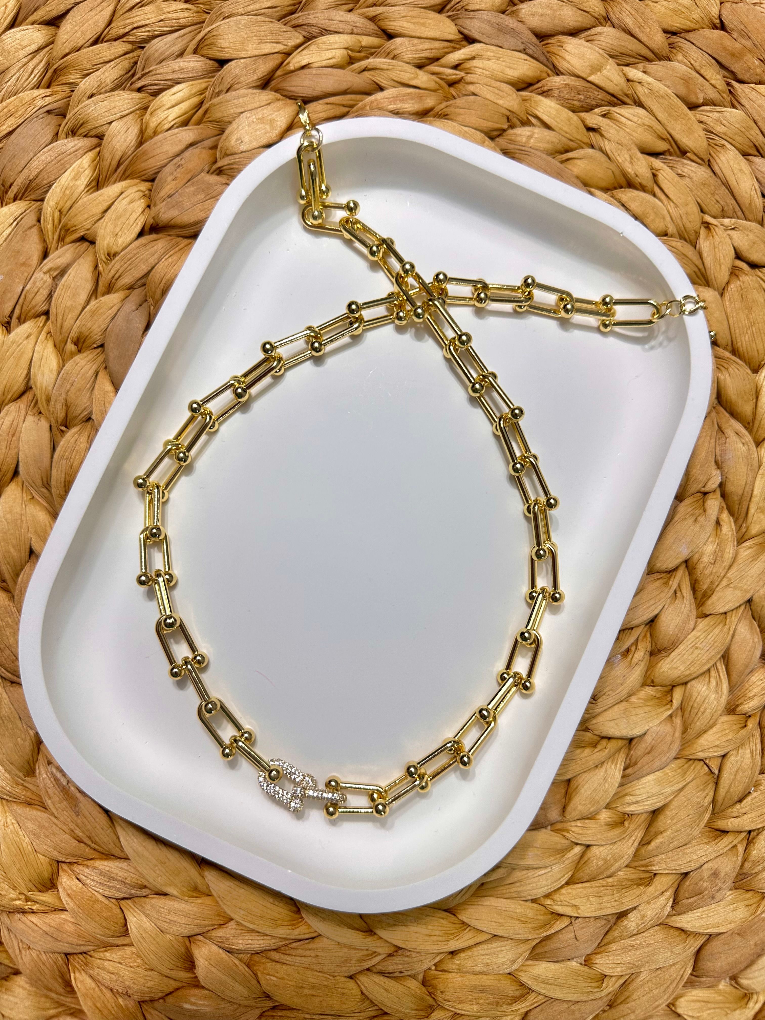 Özel seri zirkon taşlı tiff model kolye gold