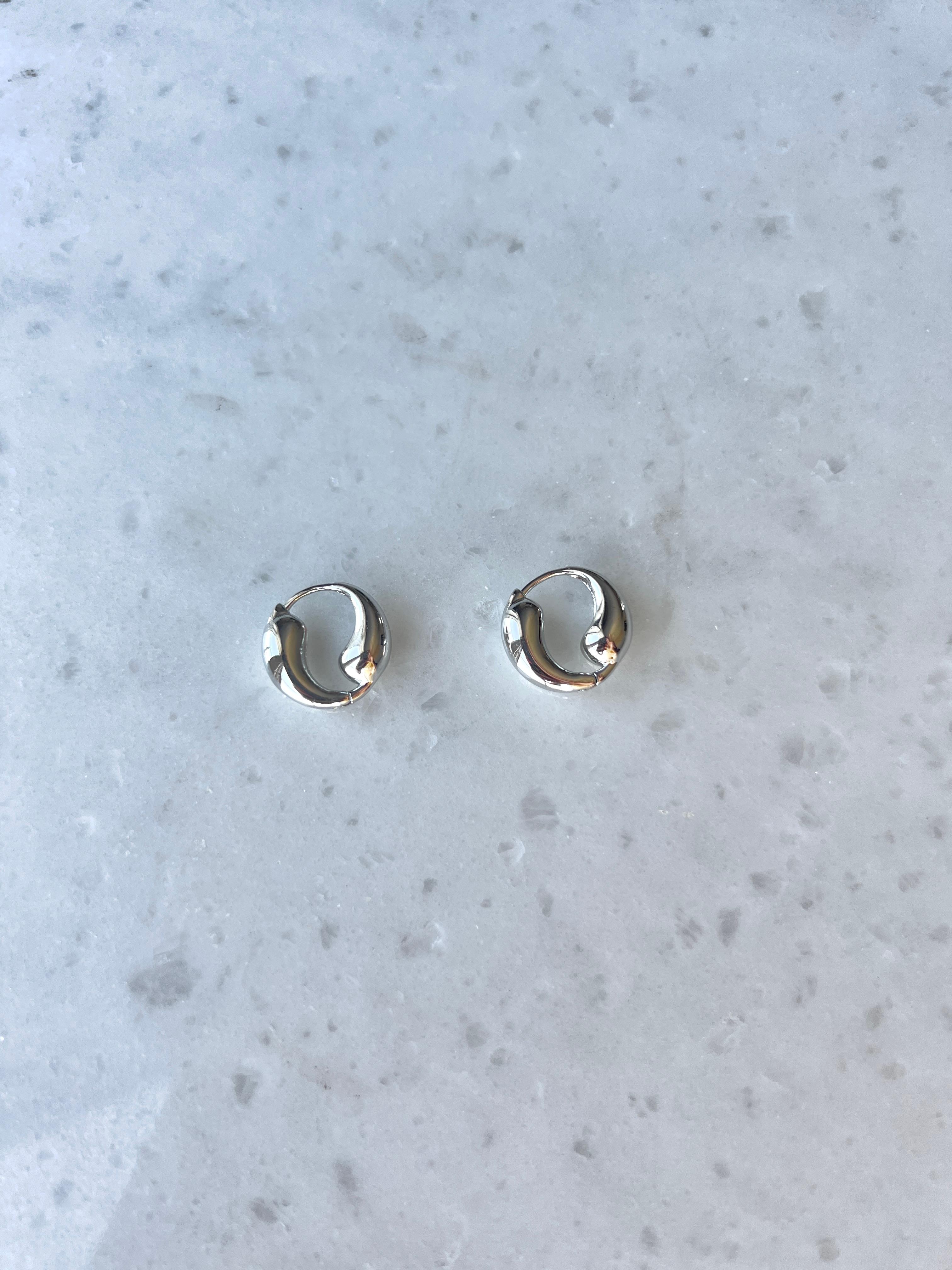 Özel seri yin yang model minimal küpe