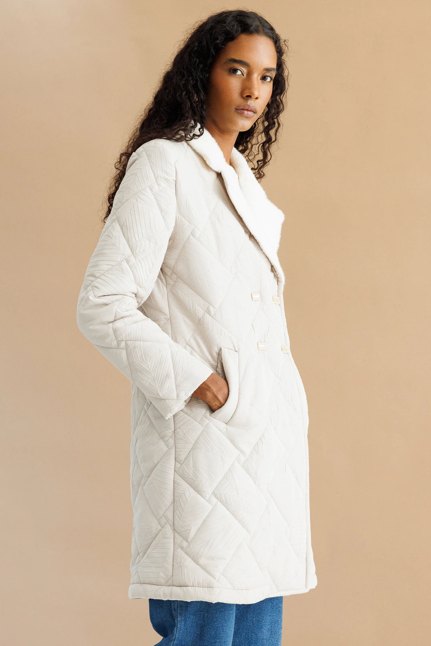 GEOMETRİK KRUVAZE KABAN 9246