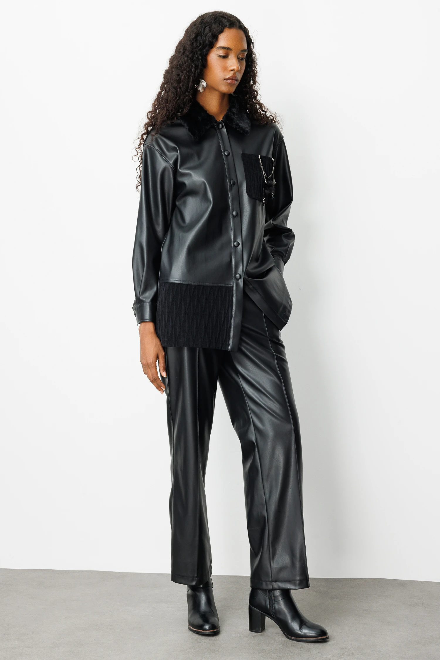 GARNİLİ DERİ GÖMLEK 4213