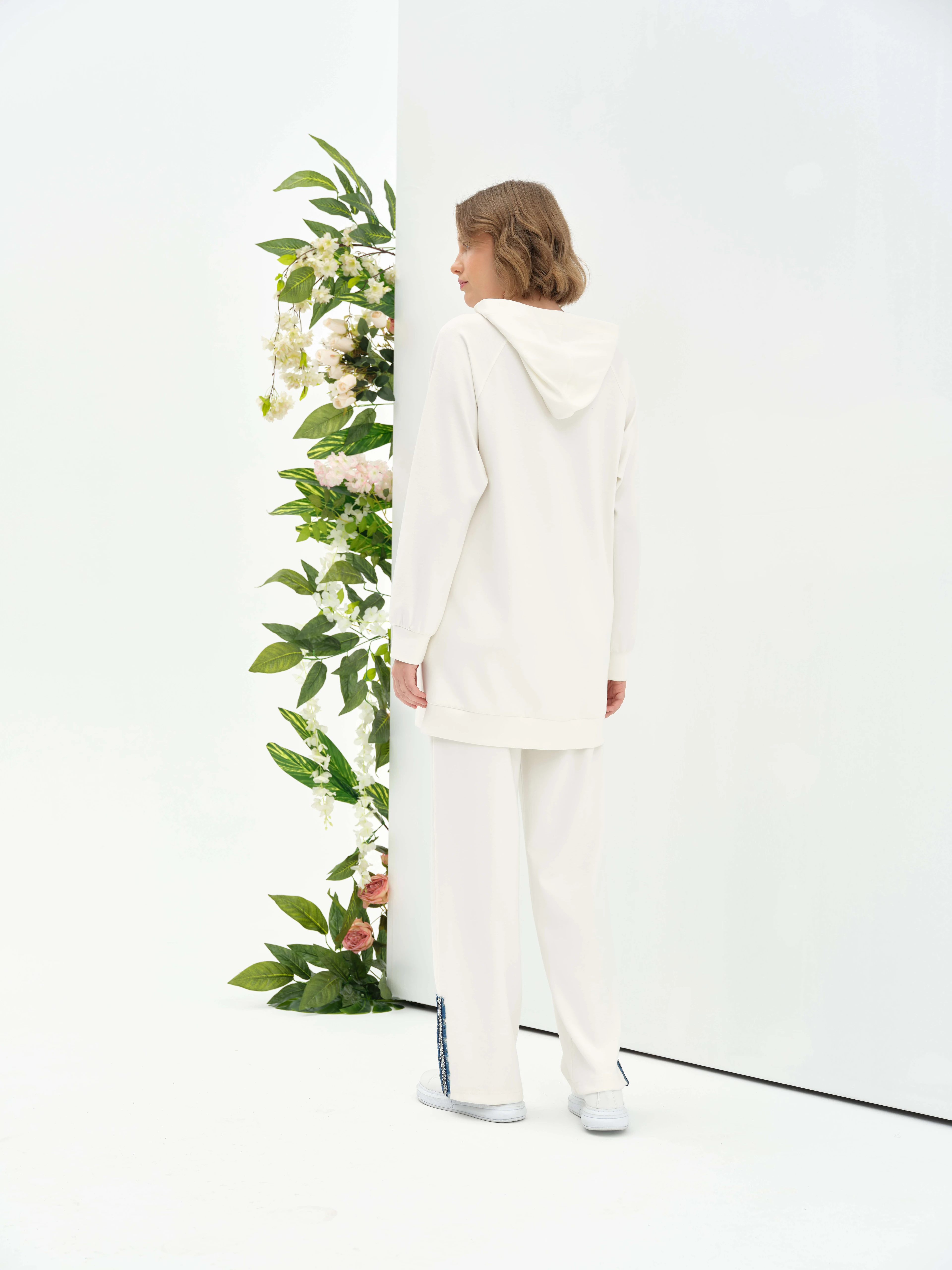 ÇİÇEK BROŞLU KOT DETAYLI TAKIM 6066