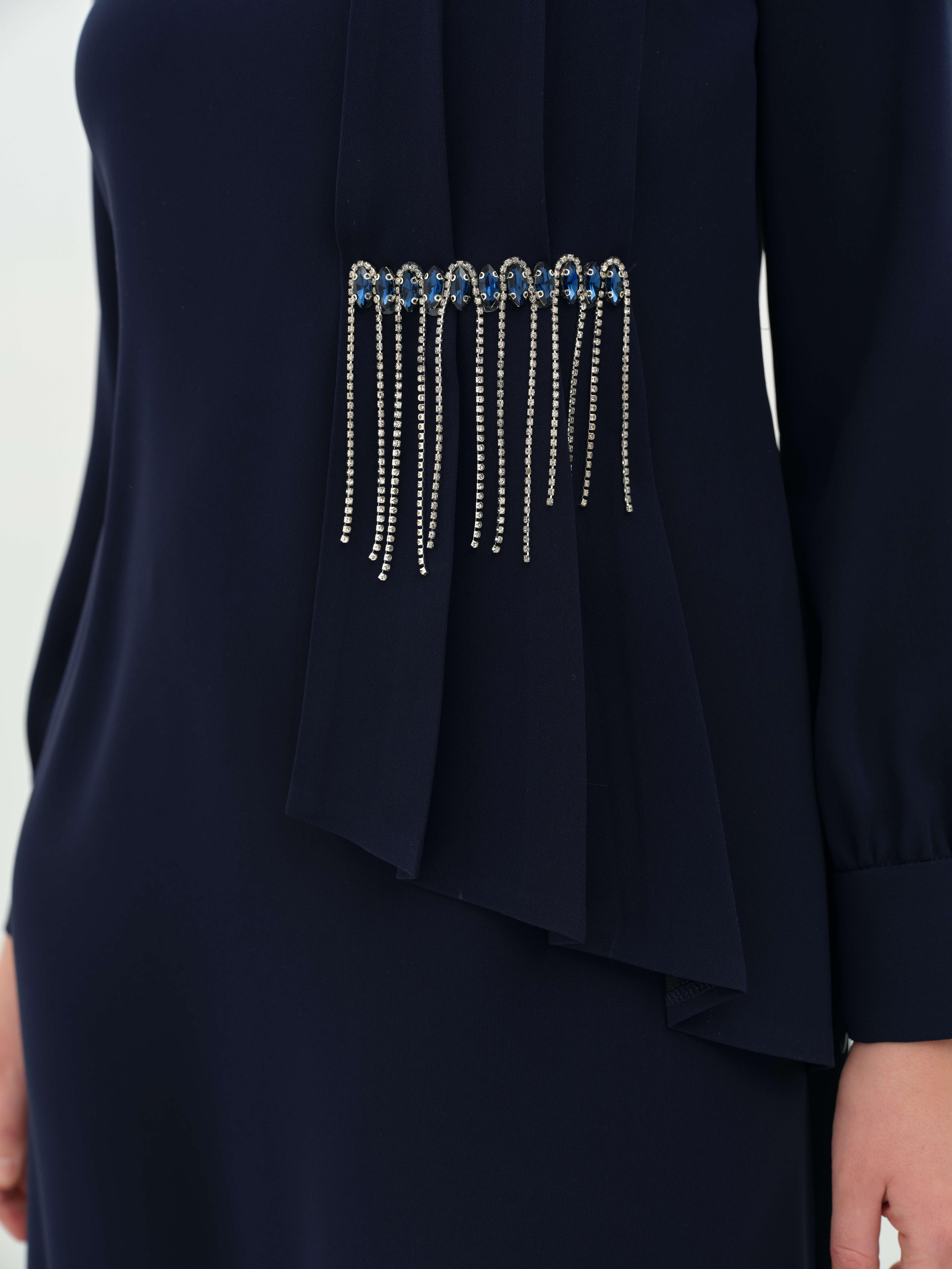 STRASS TAŞ İŞLEMELİ ELBİSE