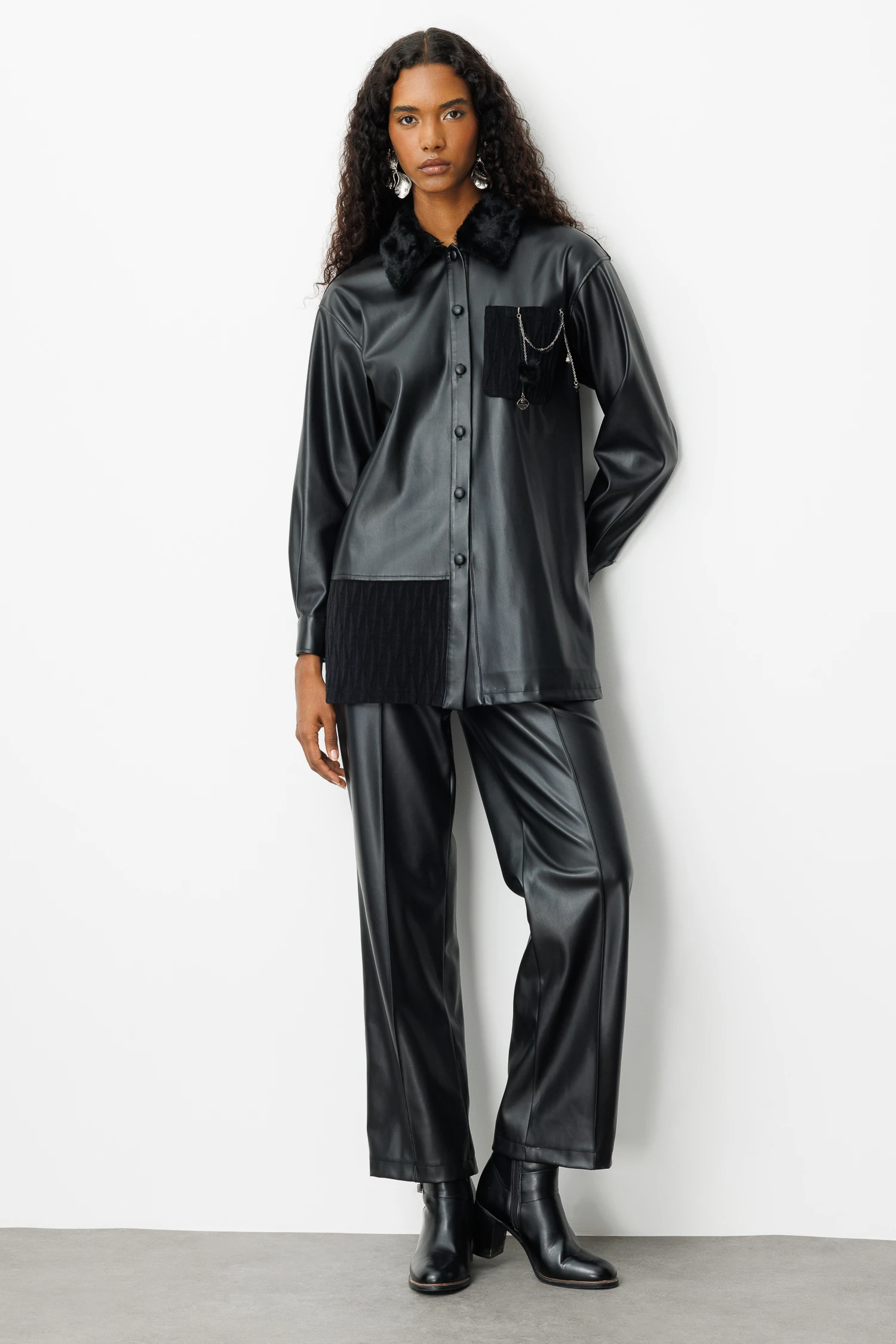 GARNİLİ DERİ GÖMLEK 4213