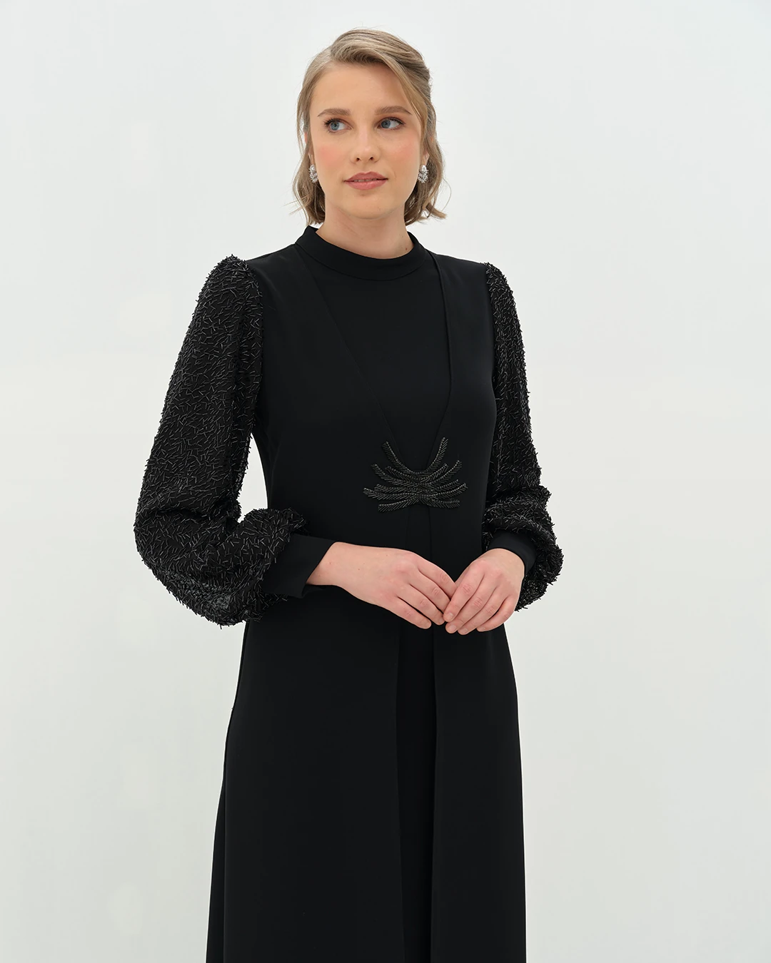 KOLLARI BORU BONCUKLU ELBİSE 5099