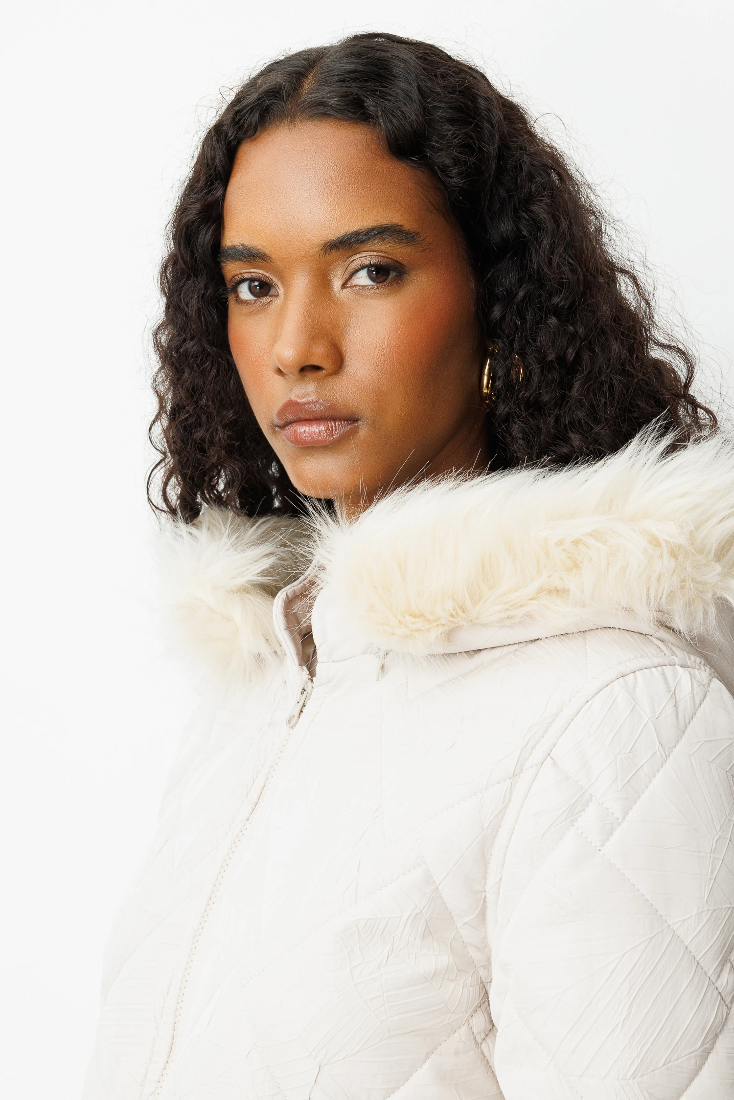 KLASİK KÜRKLÜ KABAN 9250